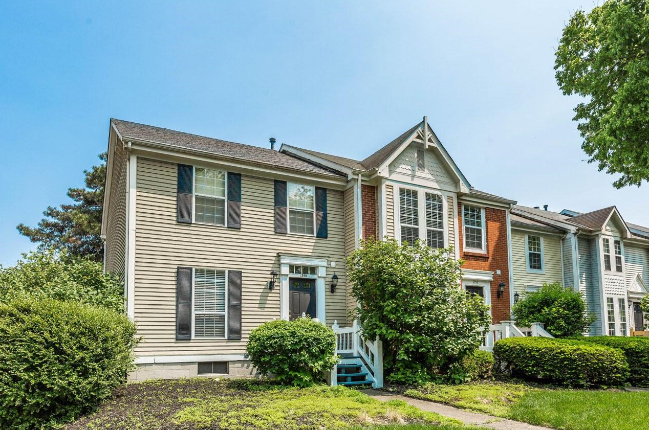 1260 Pennsylvania Ave, Columbus, OH 43201-3125