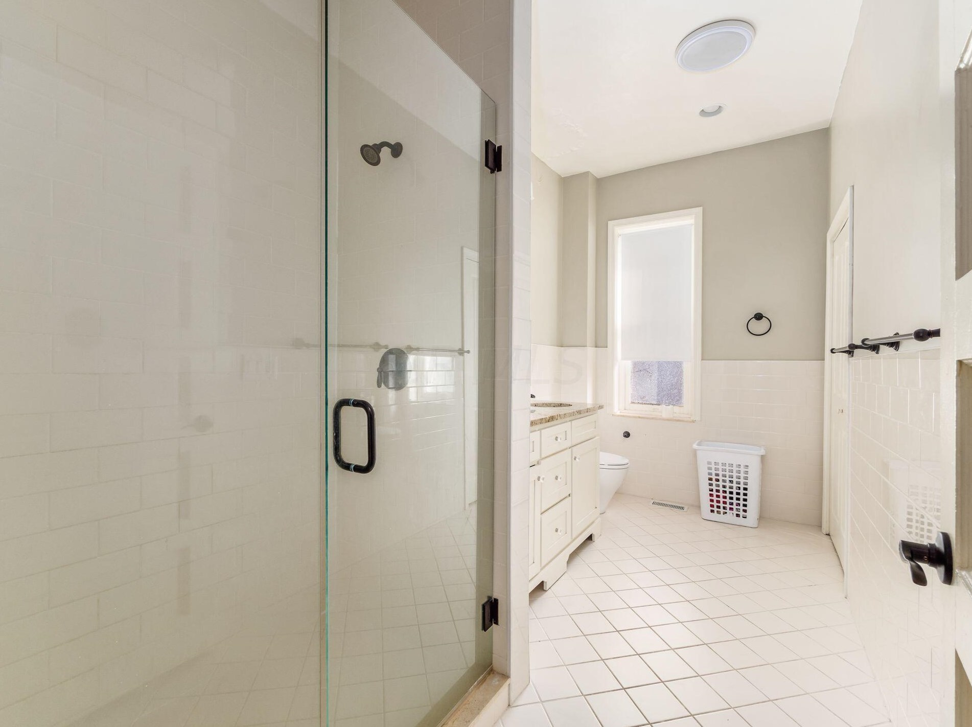 1063 Bryden Rd, Columbus OH 43205-1930 exterior