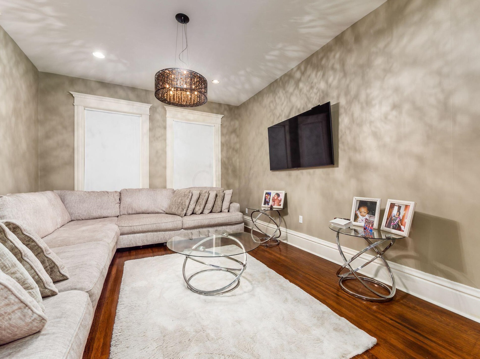 1063 Bryden Rd, Columbus OH 43205-1930 exterior