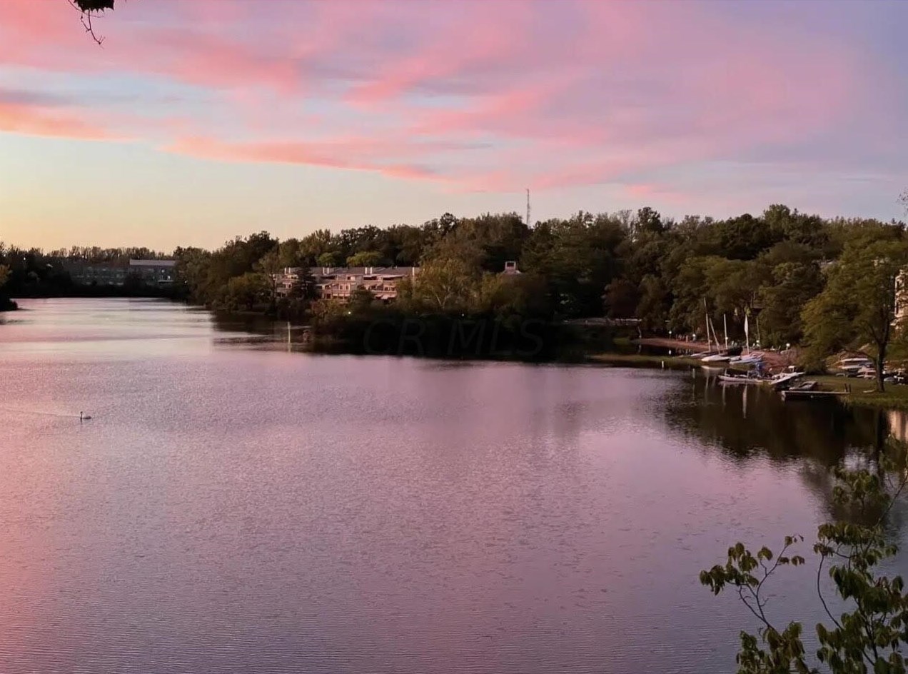 1446 Cliff Ct, Columbus OH 43204-3620 exterior