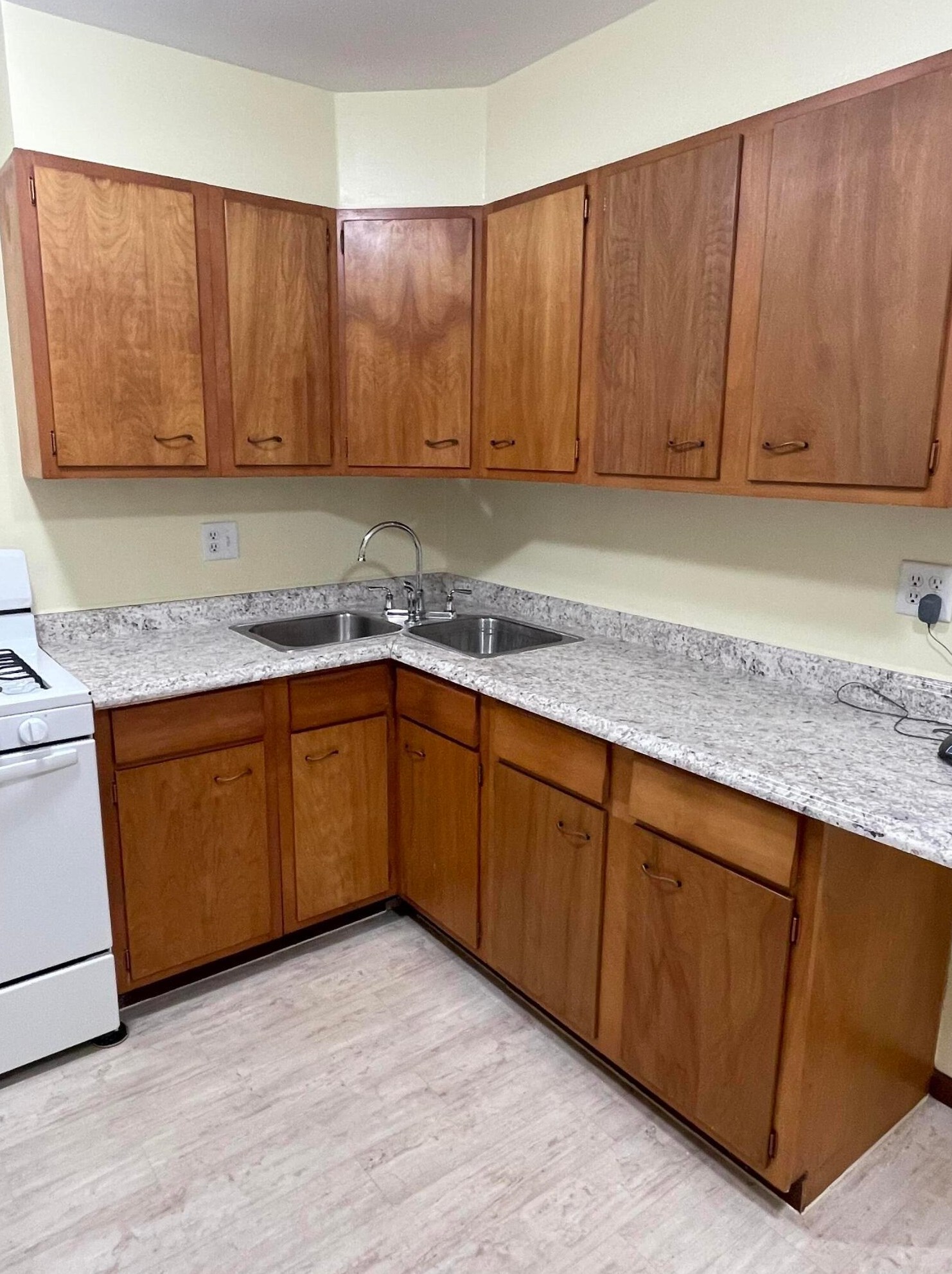 795 Colton Rd, Columbus OH 43207-3838 exterior