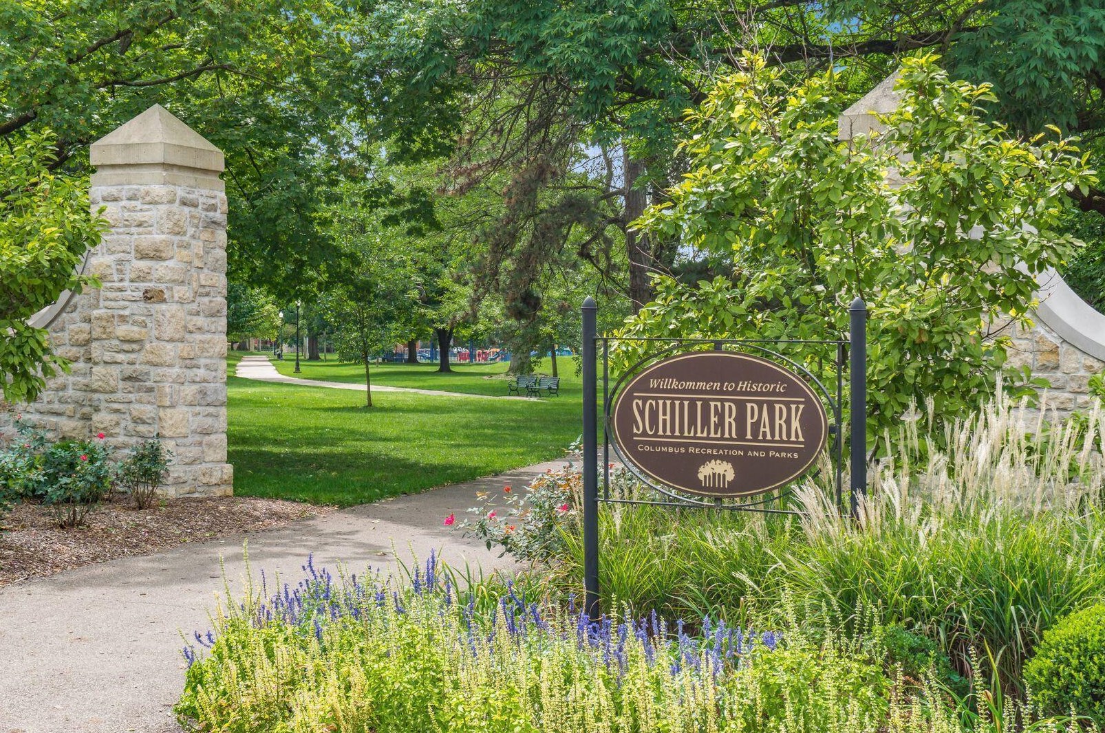 416 Stewart Ave, Columbus OH  43206-2730 exterior