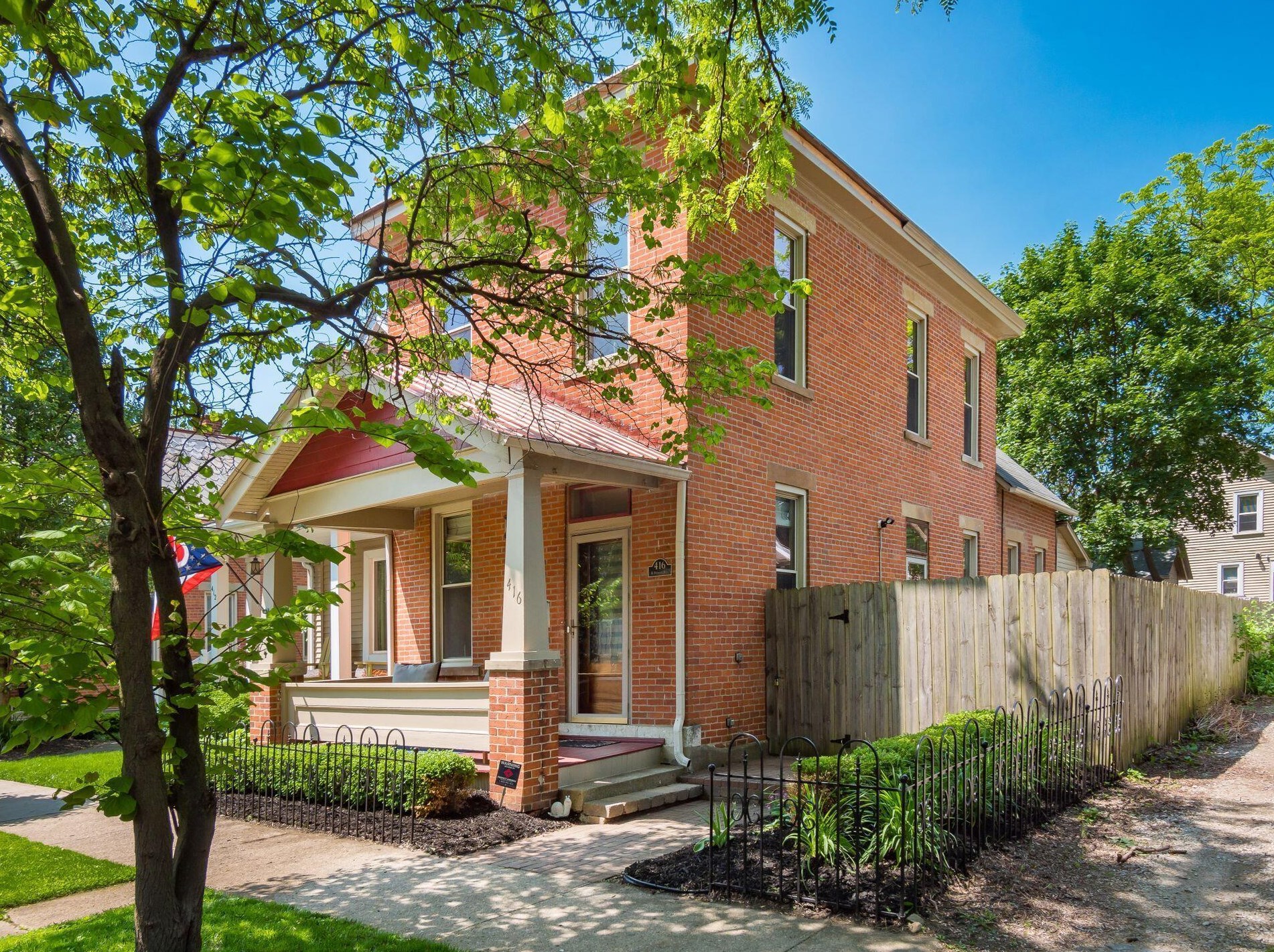 416 Stewart Ave, Columbus OH  43206-2730 exterior