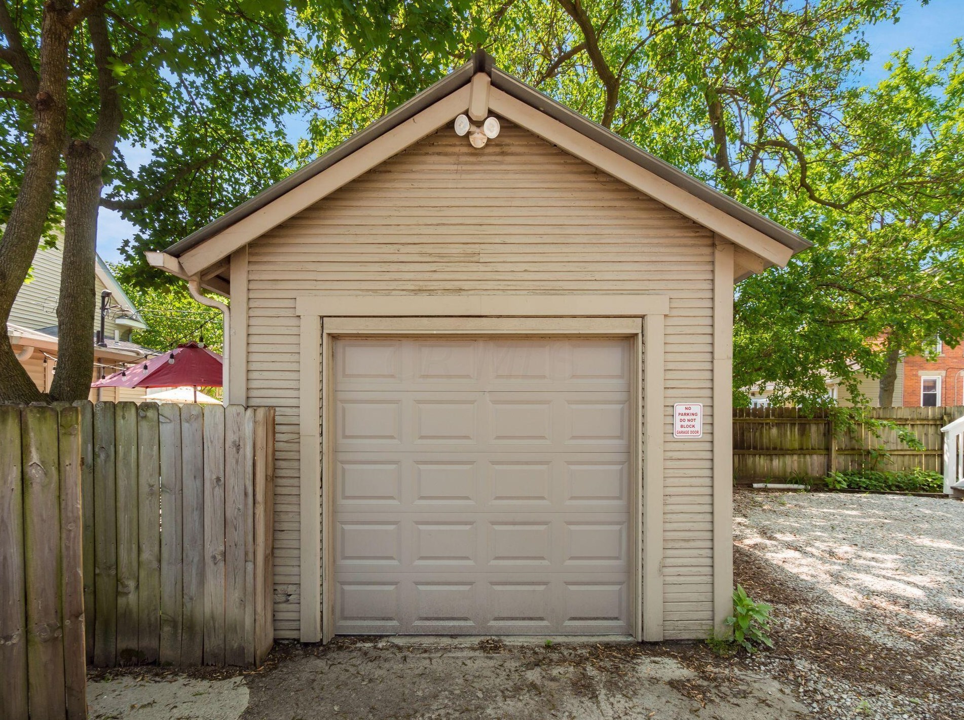 416 Stewart Ave, Columbus OH  43206-2730 exterior