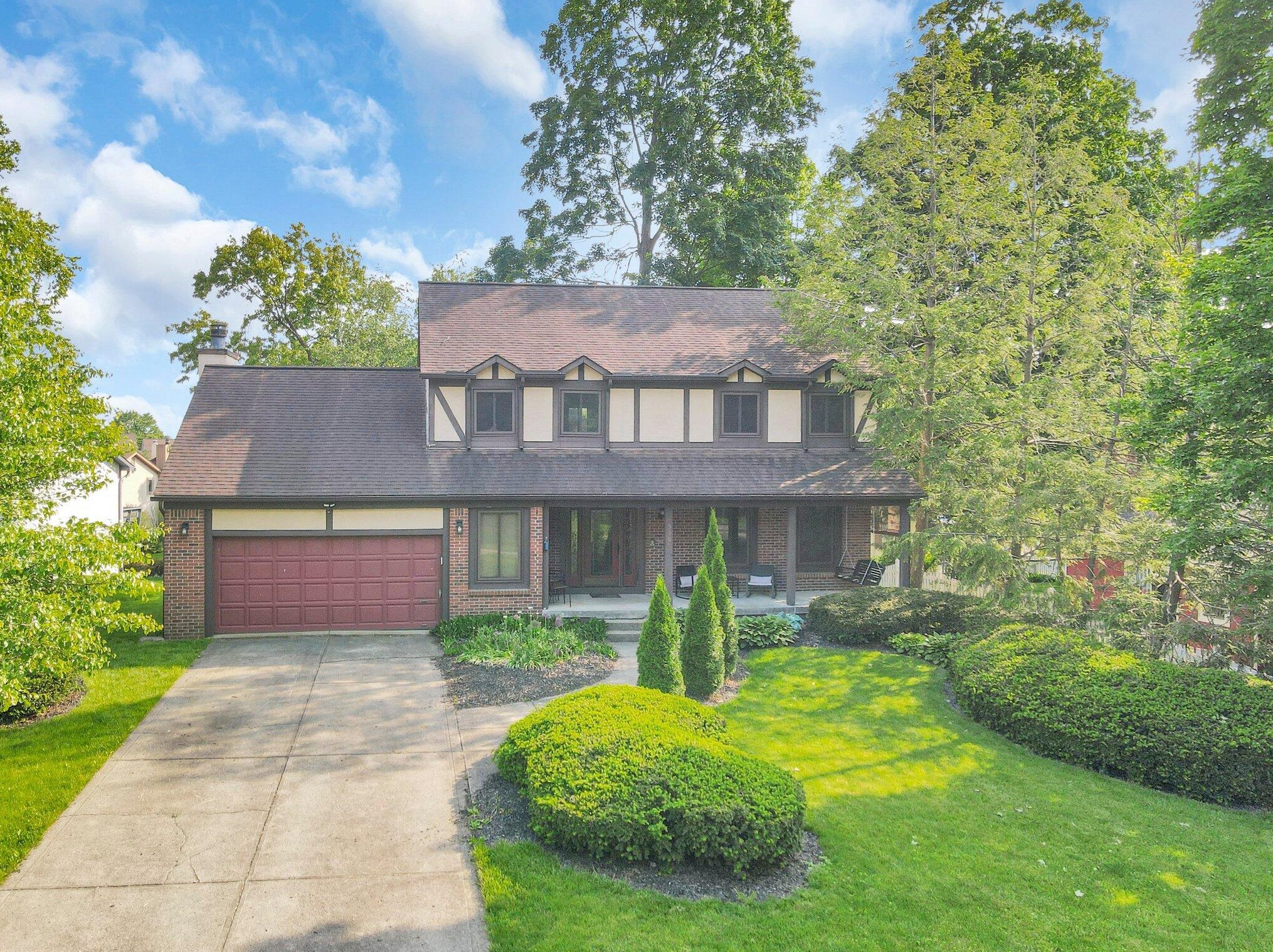 5361 Towncrier Ct, Columbus, OH 43230-1556