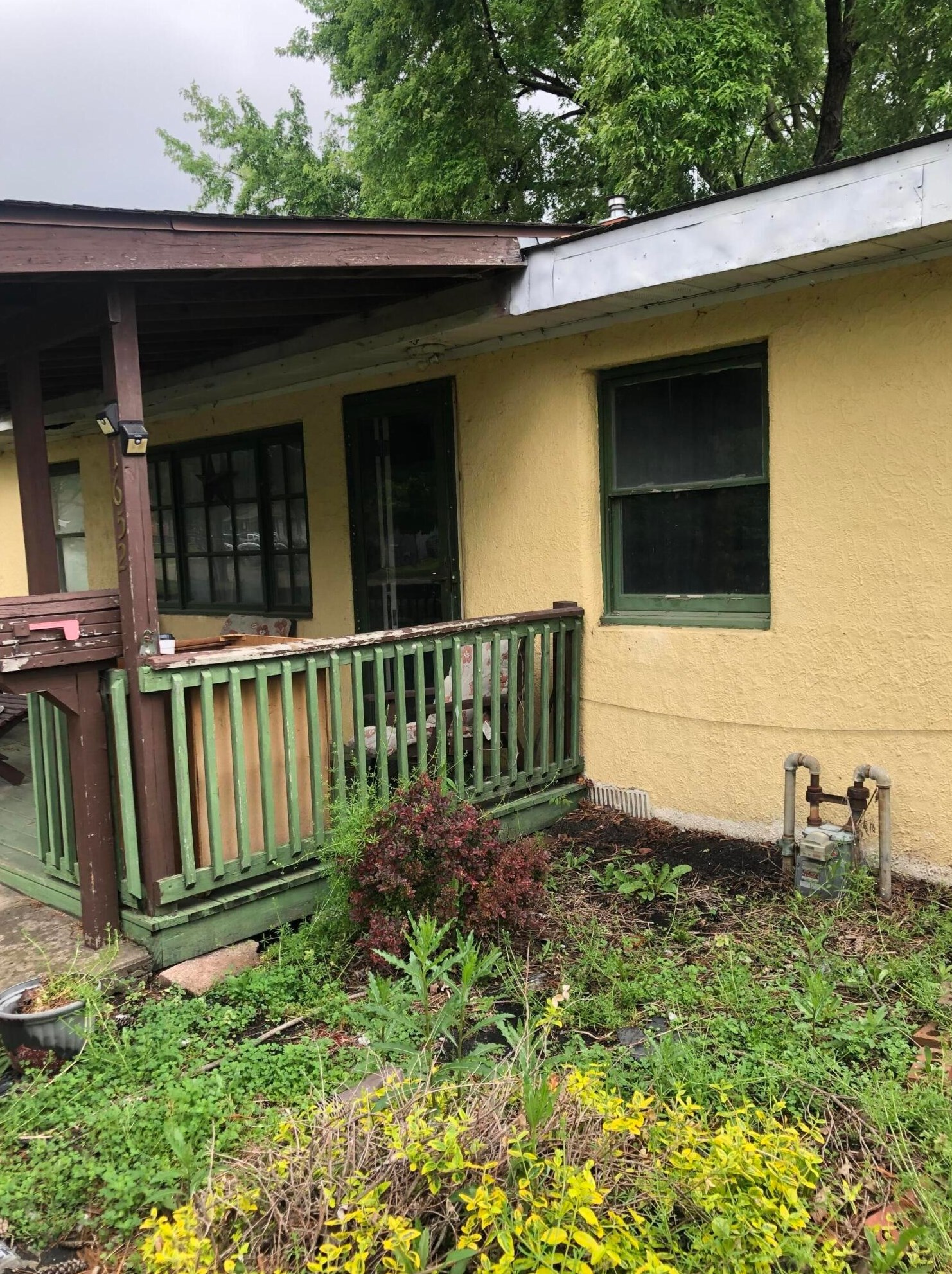 1652 Laurel Ave, Columbus, OH 43223-2820