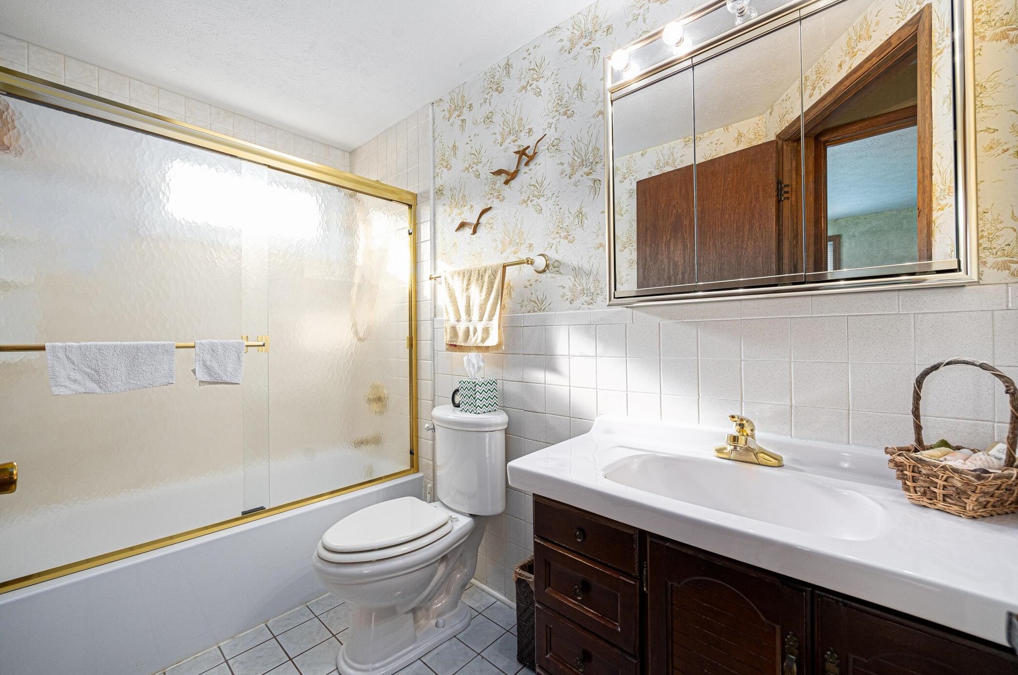 3872 Lynward Rd, Columbus OH 43228-3551 exterior