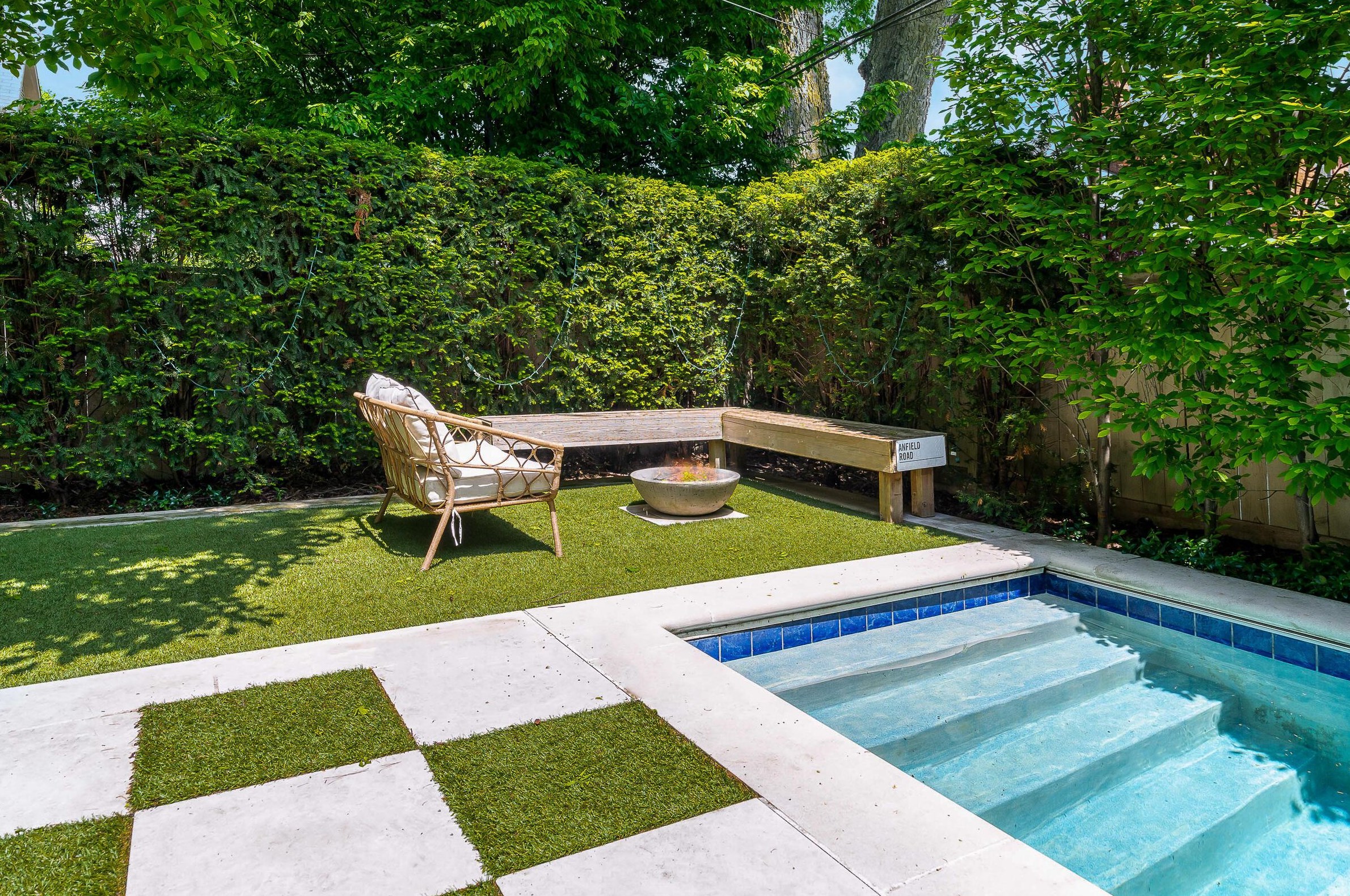 714 City Park Ave, Columbus OH 43206-1008 exterior