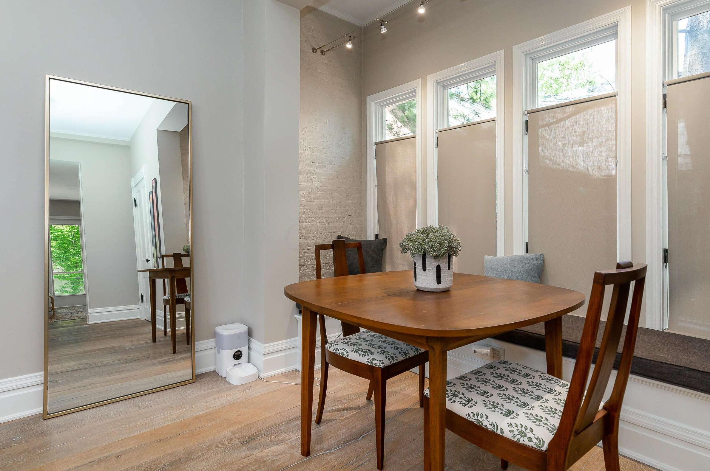 714 City Park Ave, Columbus OH 43206-1008 exterior