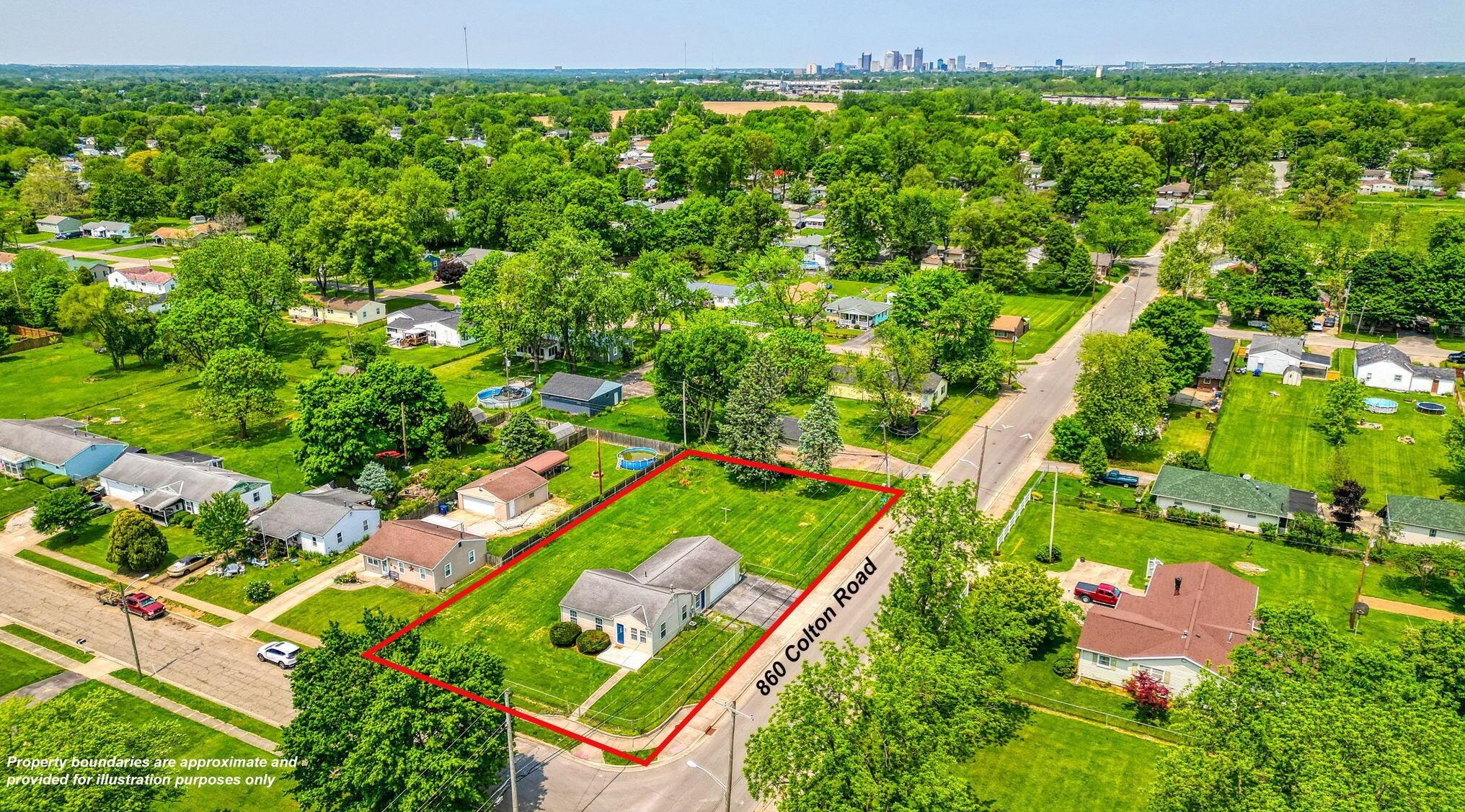 860 Colton Rd, Columbus OH 43207-3838 exterior