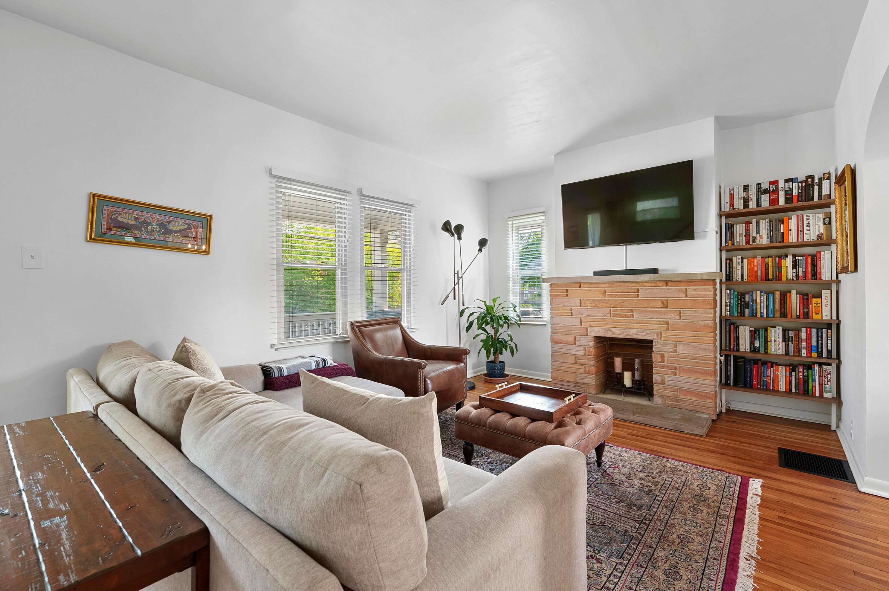 490 Whittier St, Columbus OH  43206-2367 exterior