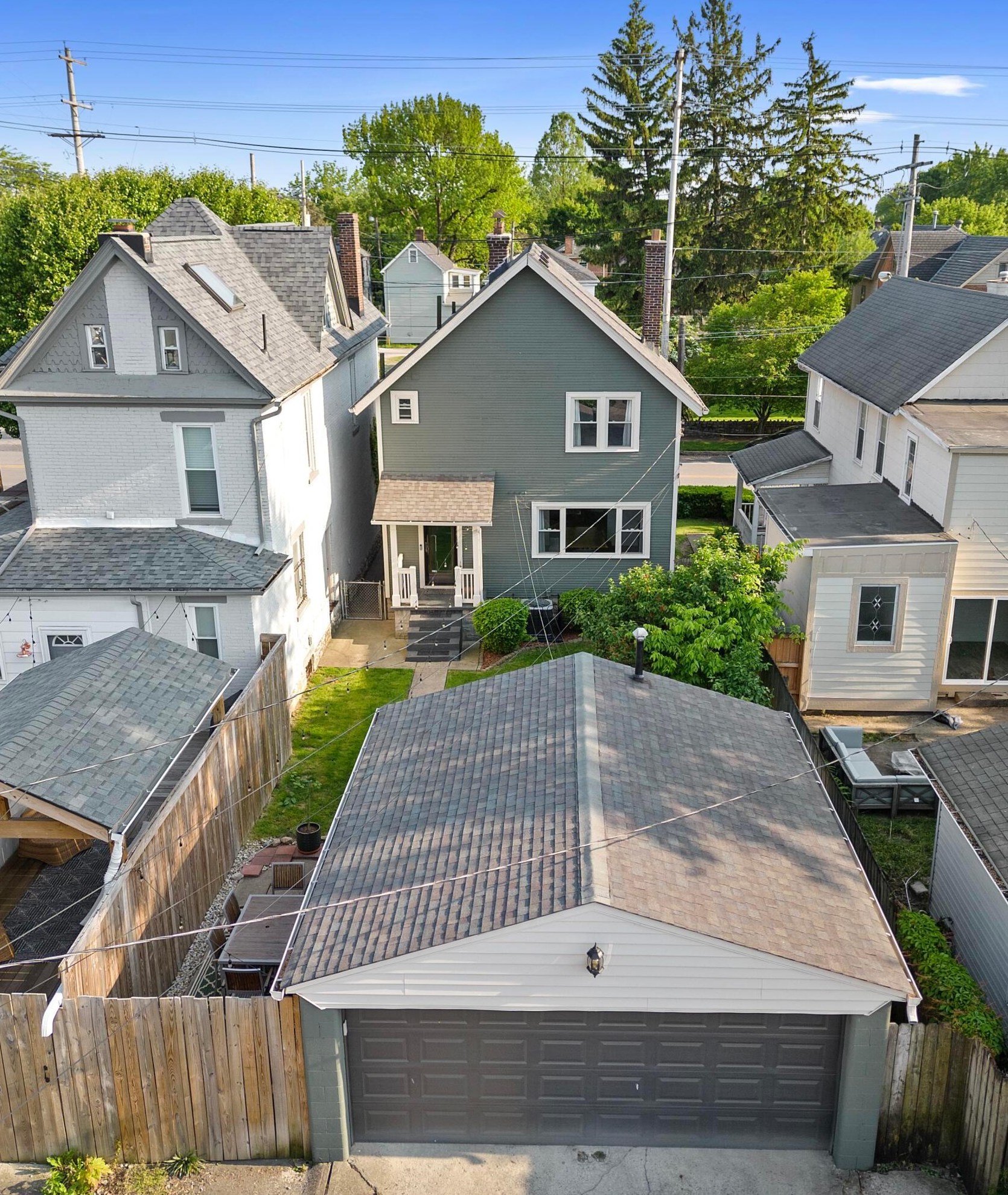 490 Whittier St, Columbus OH  43206-2367 exterior