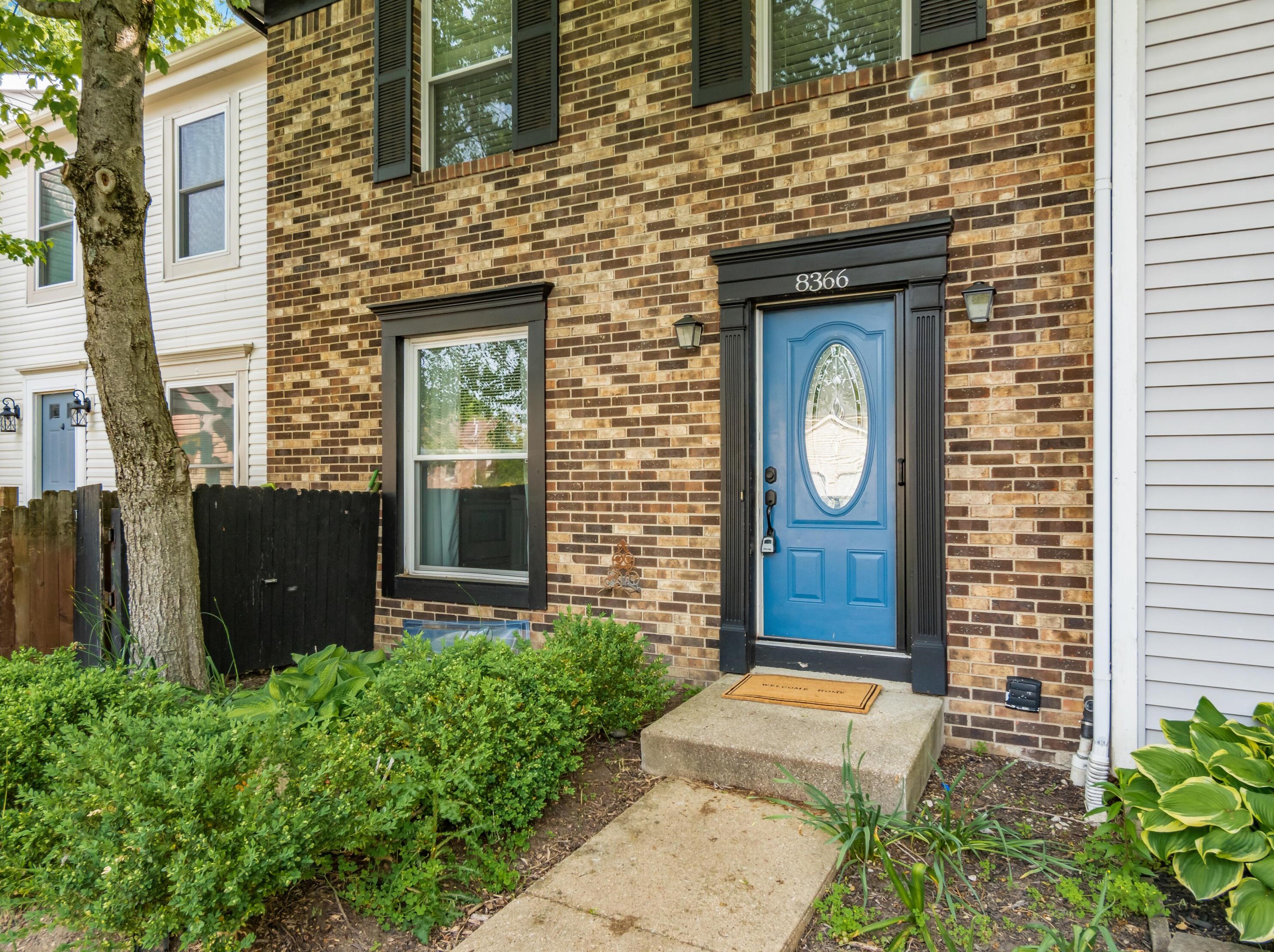 8366 Cliffthorne Way, Columbus, OH 43235-1482