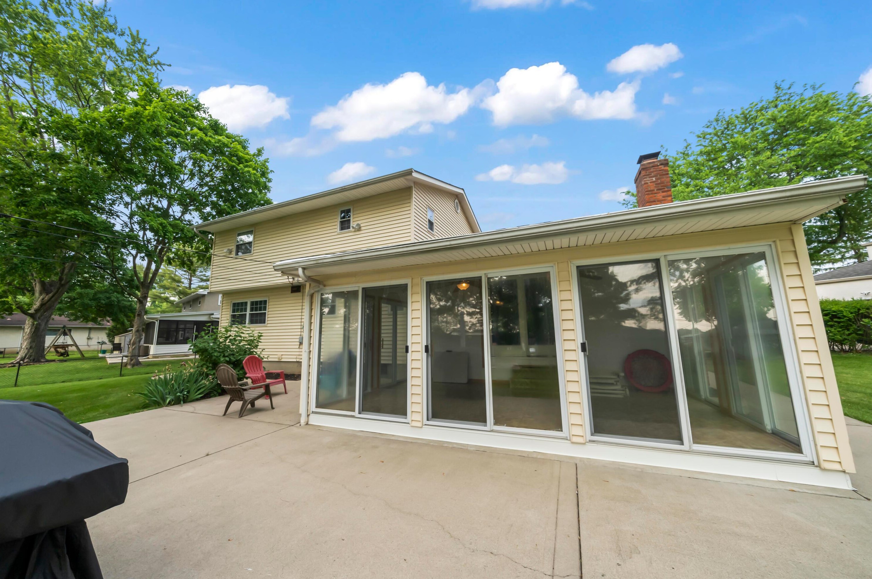 611 Jonsol Ct, Columbus OH  43230-3115 exterior