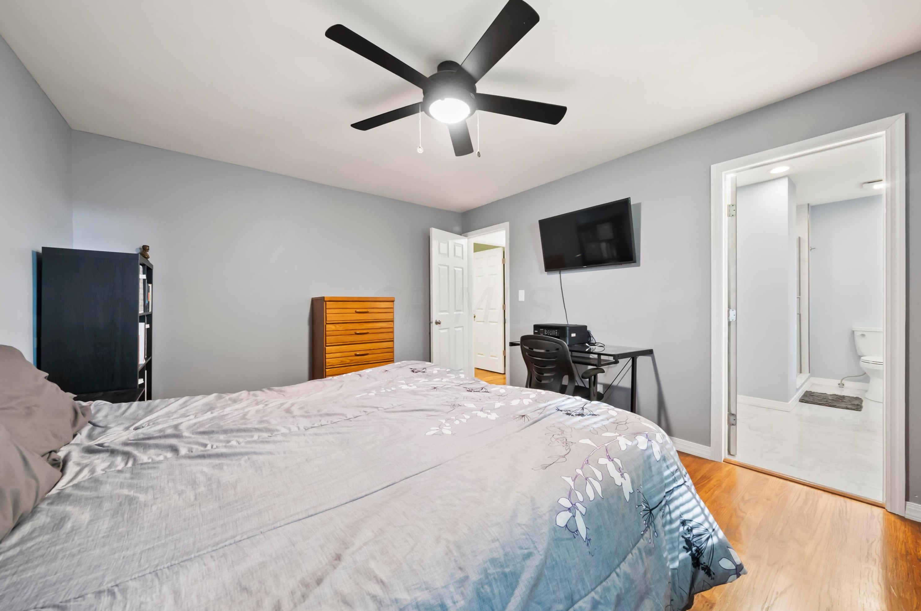 611 Jonsol Ct, Columbus OH  43230-3115 exterior