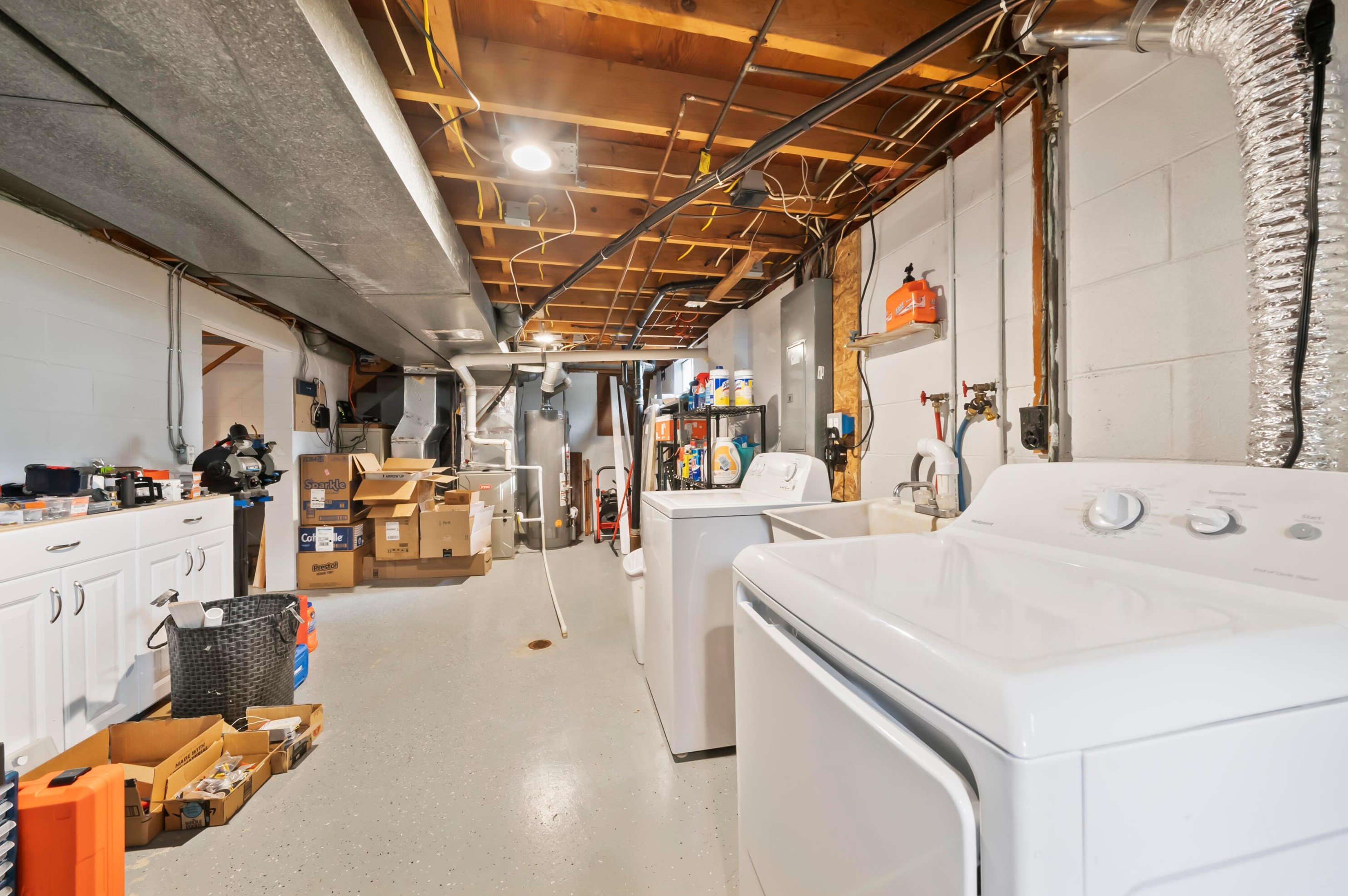 611 Jonsol Ct, Columbus OH  43230-3115 exterior