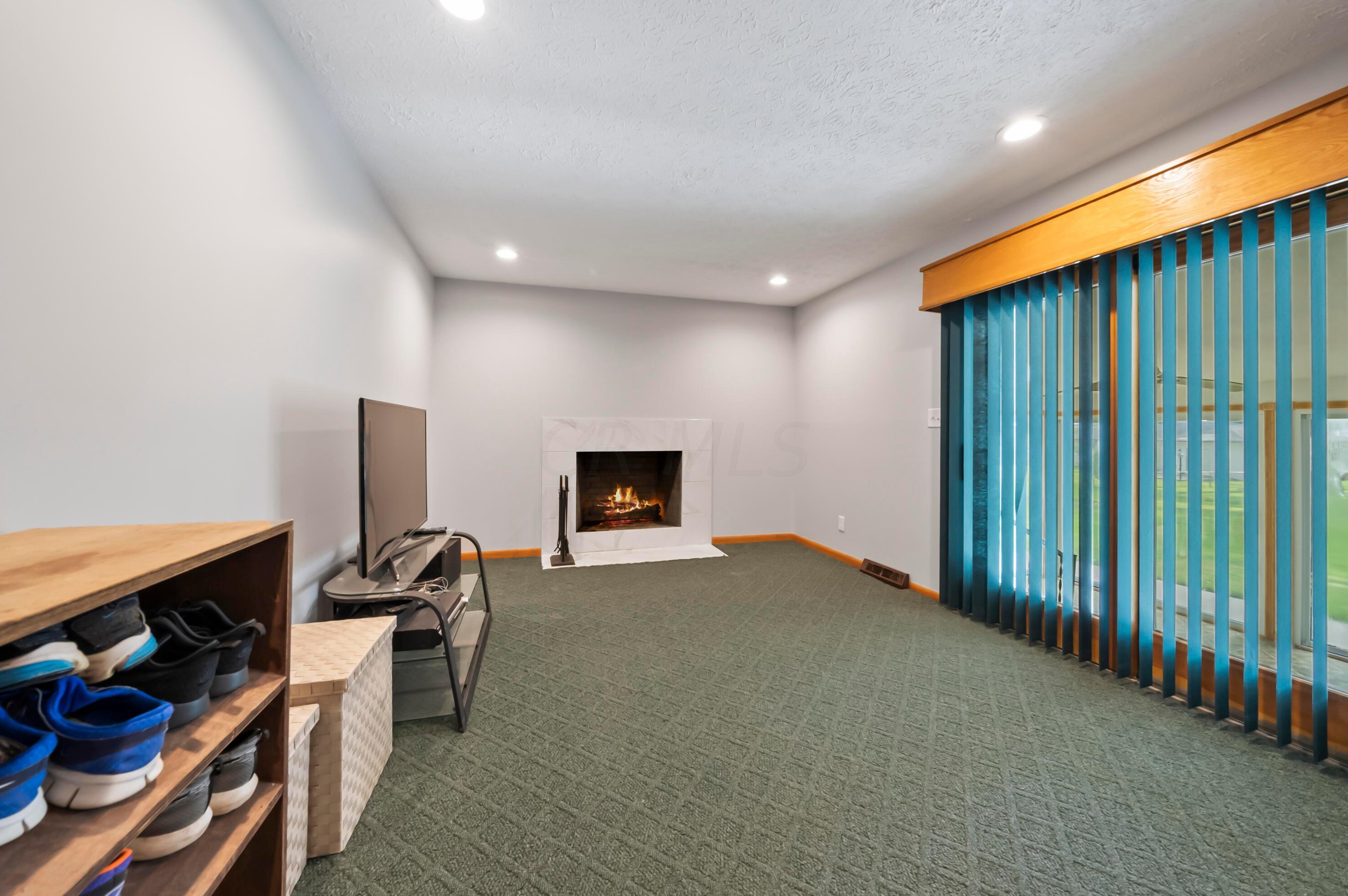 611 Jonsol Ct, Columbus OH  43230-3115 exterior