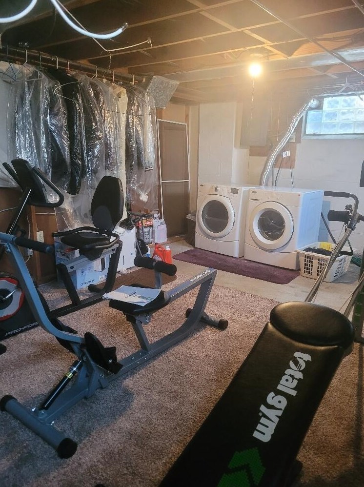 974 Pierce Ave, Columbus OH 43227-1255 exterior