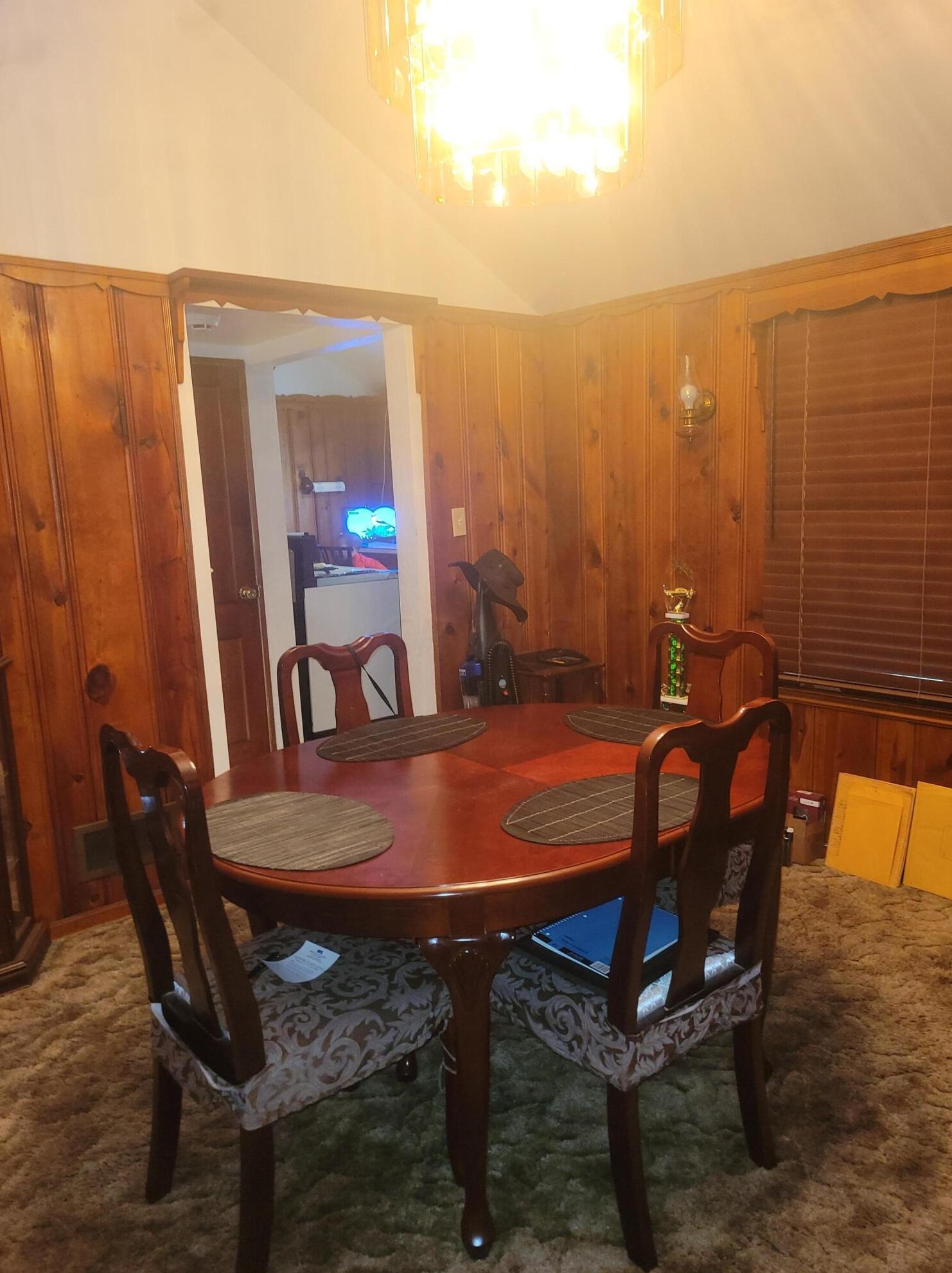 974 Pierce Ave, Columbus OH 43227-1255 exterior