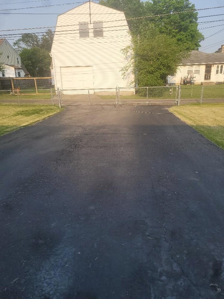 974 Pierce Ave, Columbus OH 43227-1255 exterior