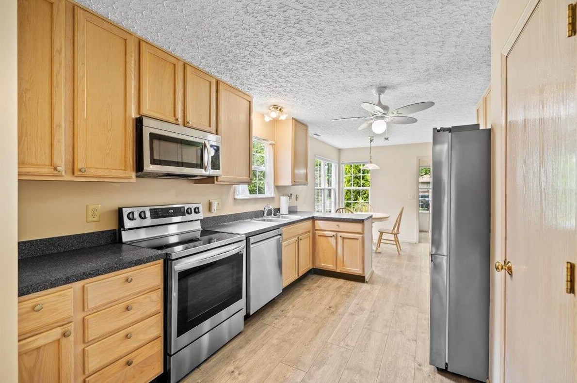 2533 Northwold Rd, Columbus OH  43231-5991 exterior