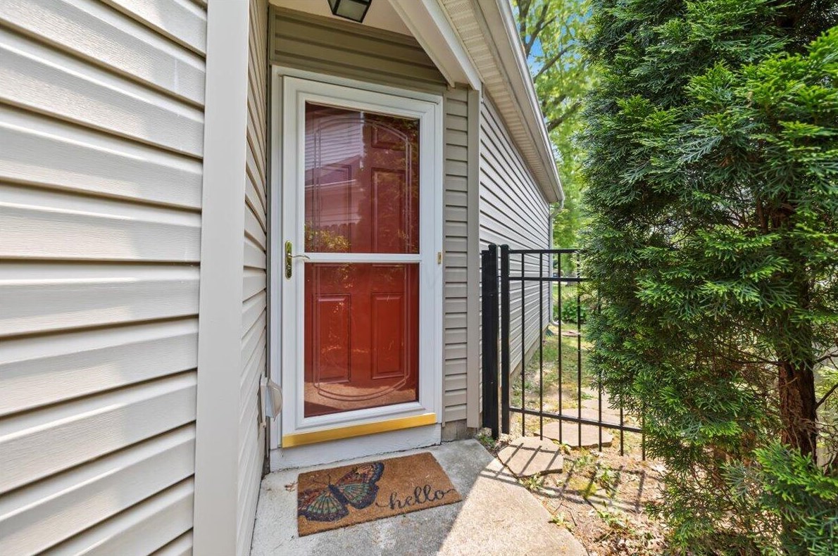 2533 Northwold Rd, Columbus OH  43231-5991 exterior