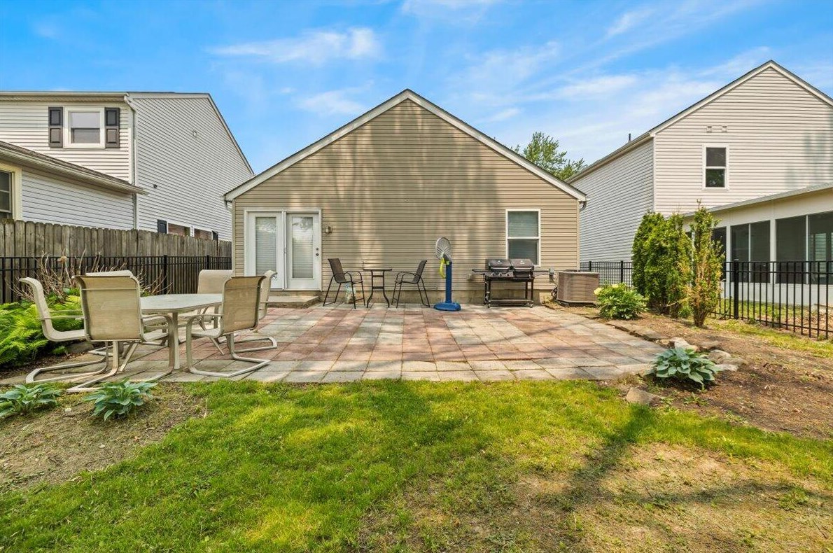 2533 Northwold Rd, Columbus OH  43231-5991 exterior