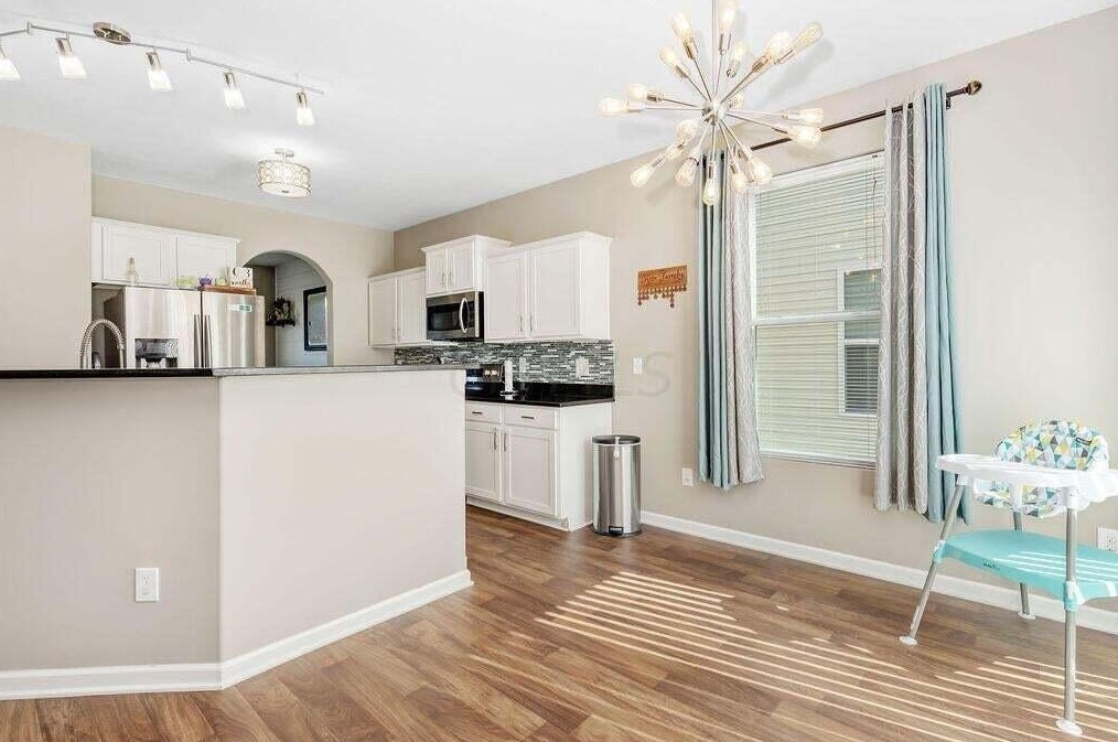 5715 Battle Creek Way, Columbus OH  43228-8953 exterior