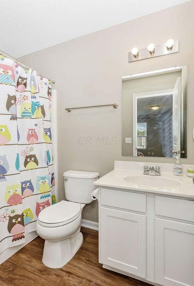 5715 Battle Creek Way, Columbus OH  43228-8953 exterior