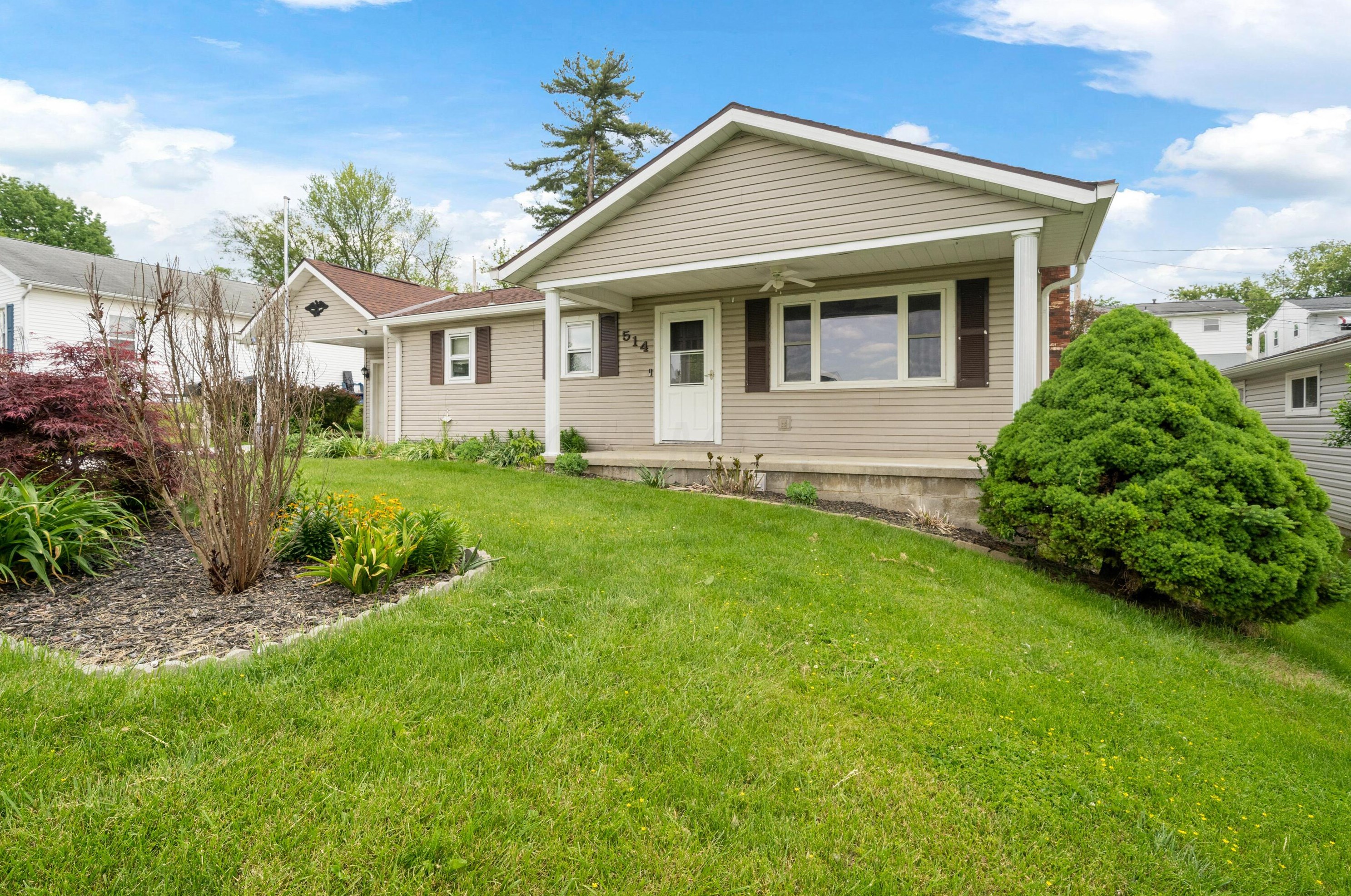 514 Westview Dr, Lancaster, OH 43130