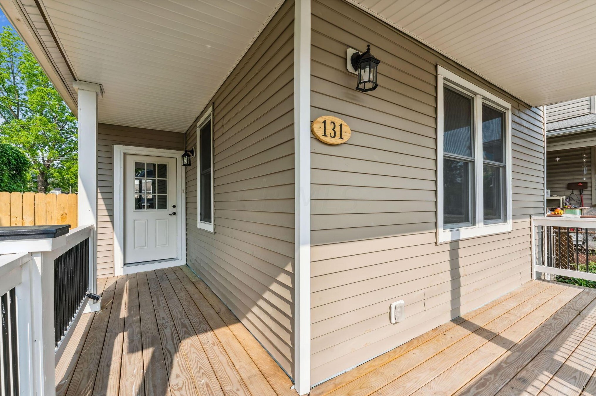 131 Yale Ave, Columbus, OH 43222-1126