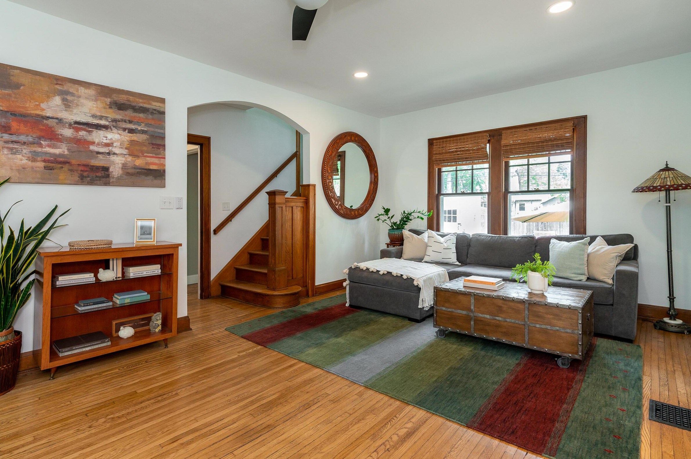 54 Winthrop Rd, Columbus OH  43214-3629 exterior