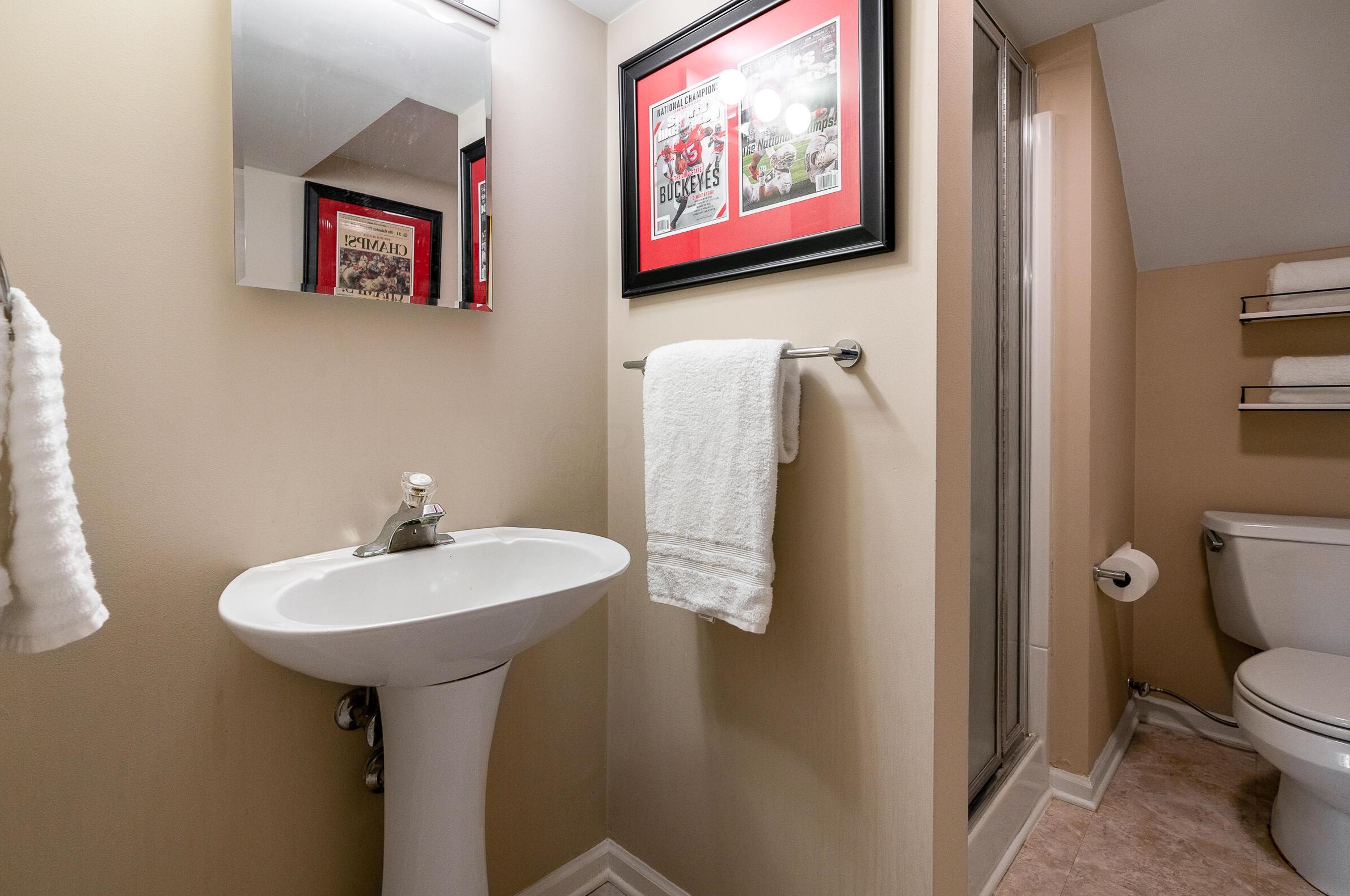 54 Winthrop Rd, Columbus OH  43214-3629 exterior