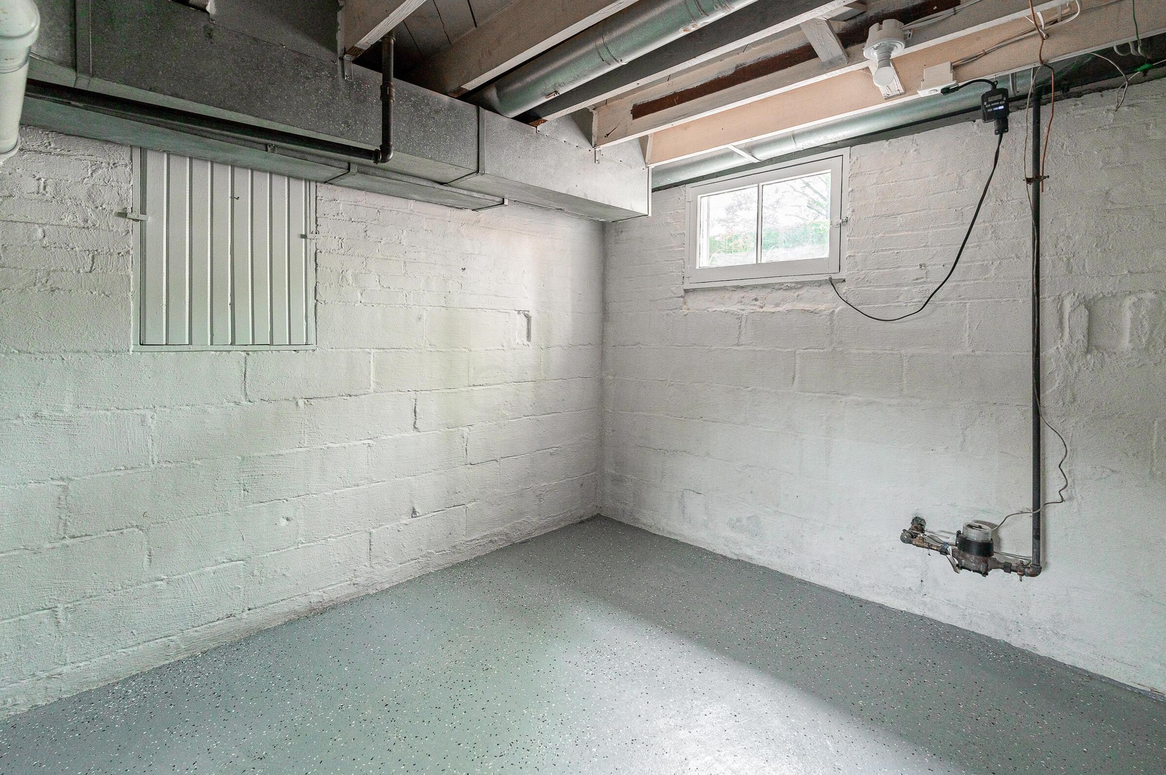 54 Winthrop Rd, Columbus OH  43214-3629 exterior