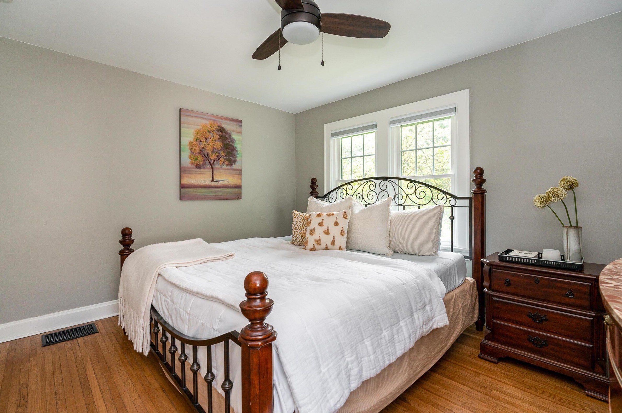 54 Winthrop Rd, Columbus OH  43214-3629 exterior