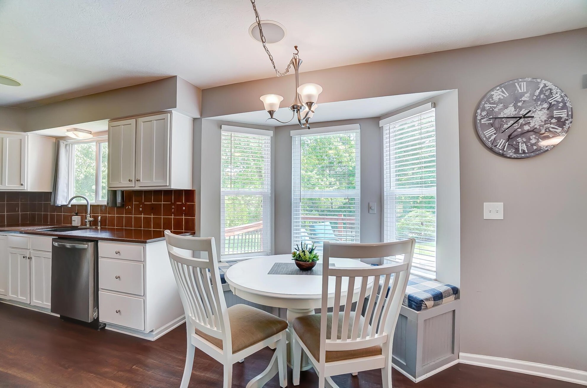 6463 Gossamer Ct, Westerville OH  43081-8242 exterior