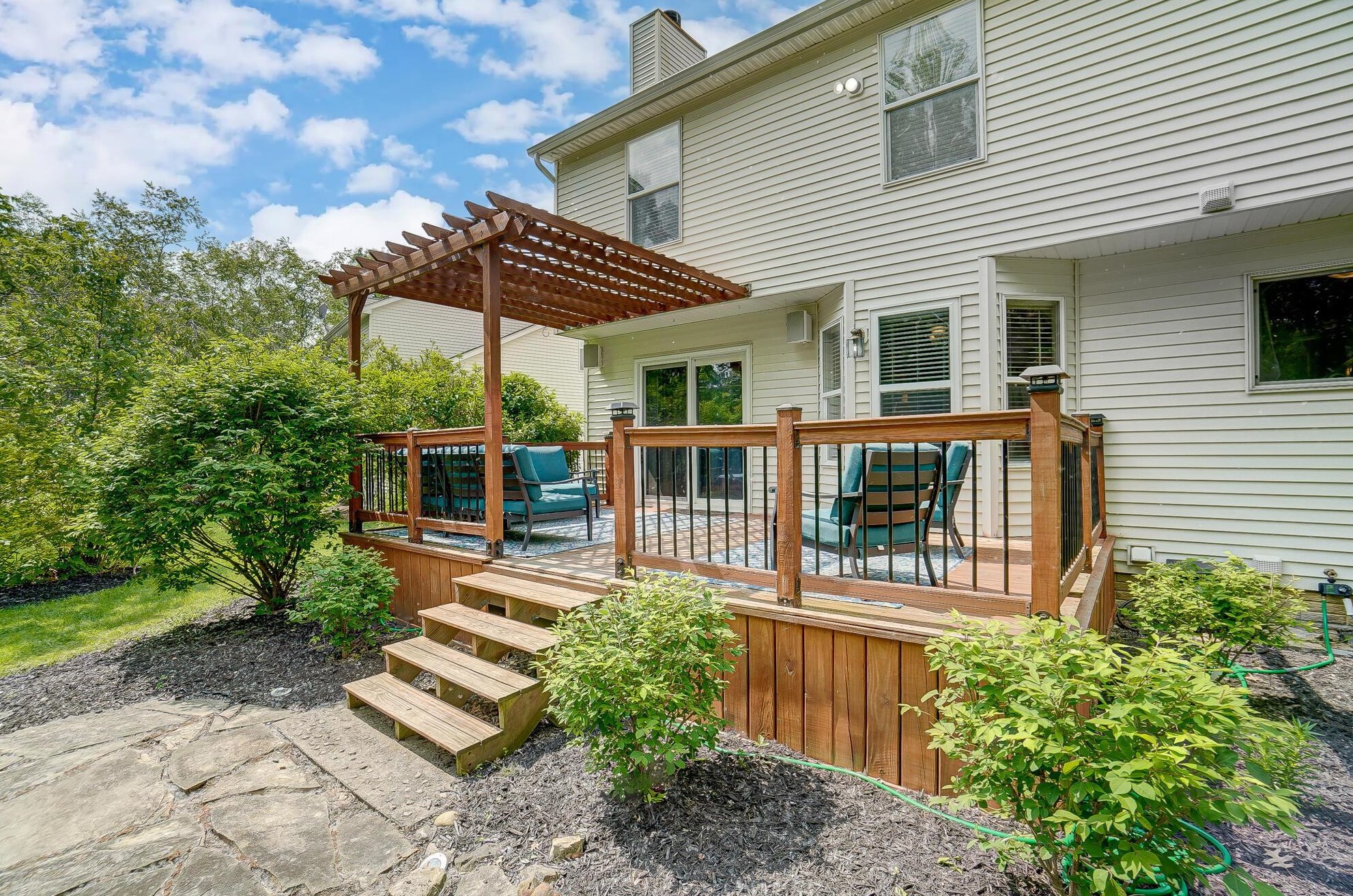 6463 Gossamer Ct, Westerville OH  43081-8242 exterior