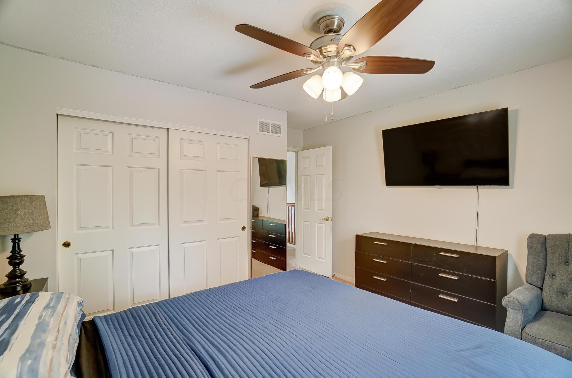 6463 Gossamer Ct, Westerville OH  43081-8242 exterior