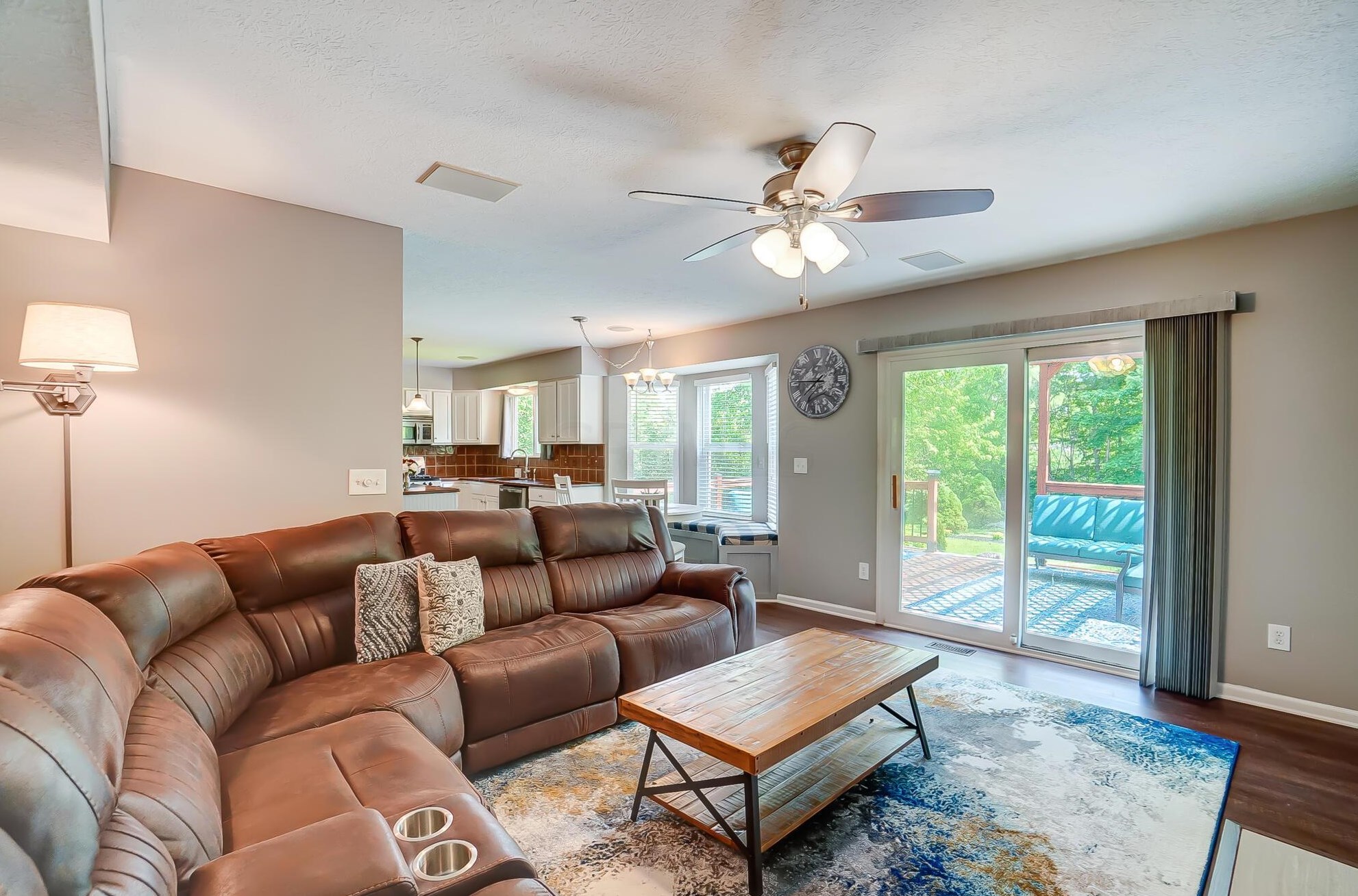 6463 Gossamer Ct, Westerville OH  43081-8242 exterior