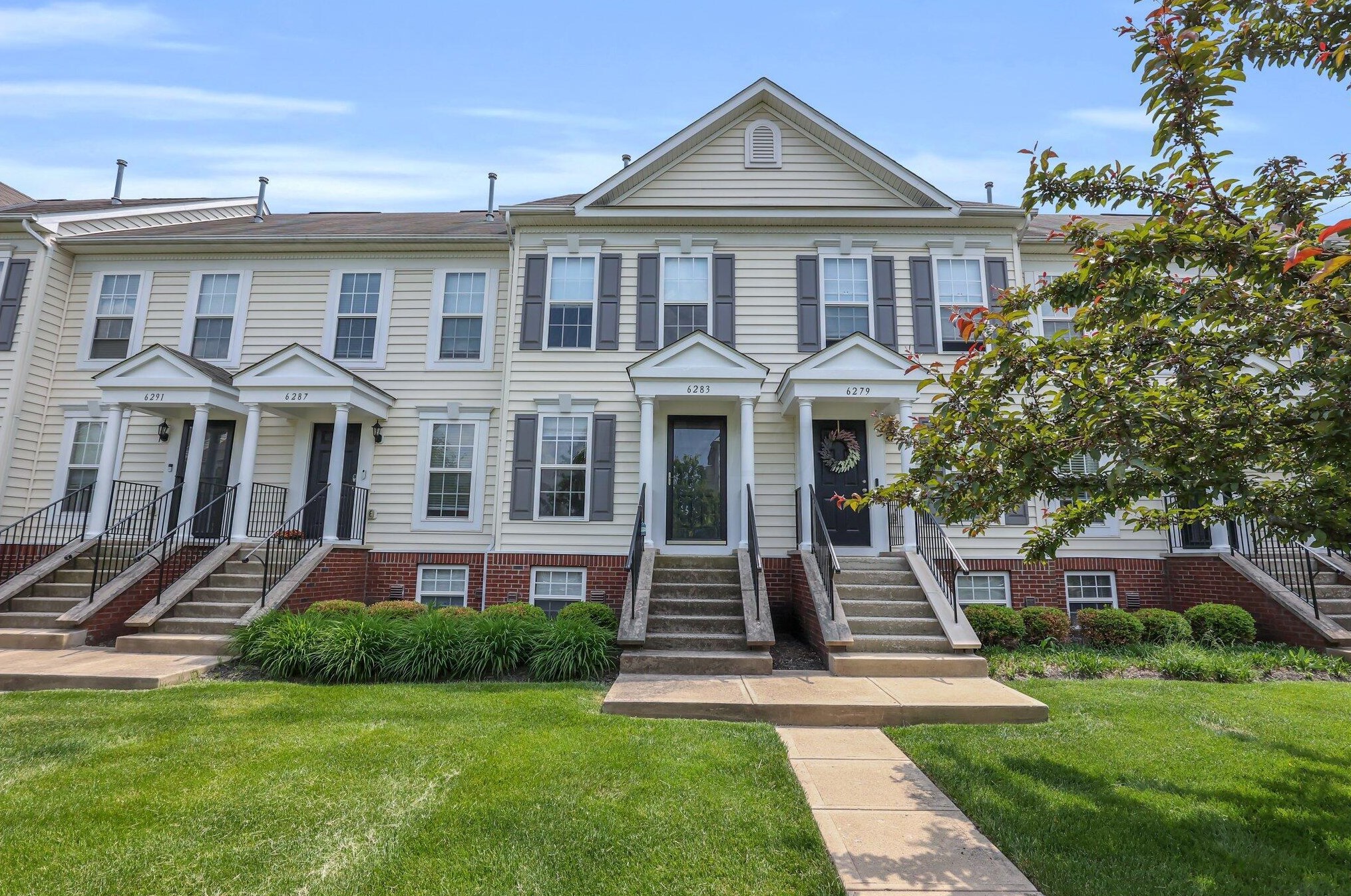 6283 Royal Tern Xing, Columbus, OH 43230-6438