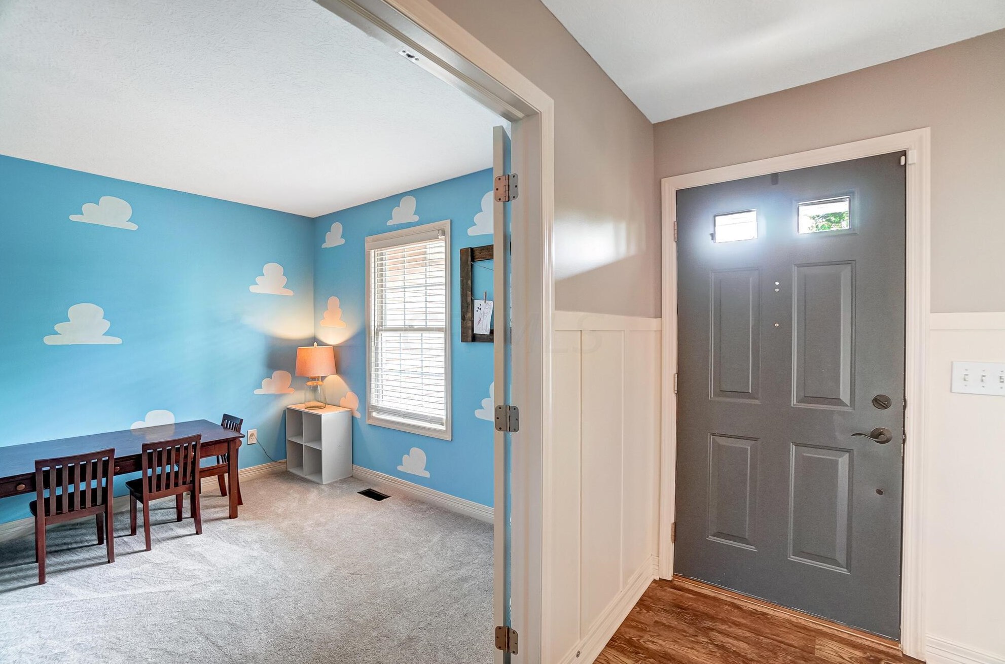 405 Amber Light Cir, Delaware OH  43015-5091 exterior