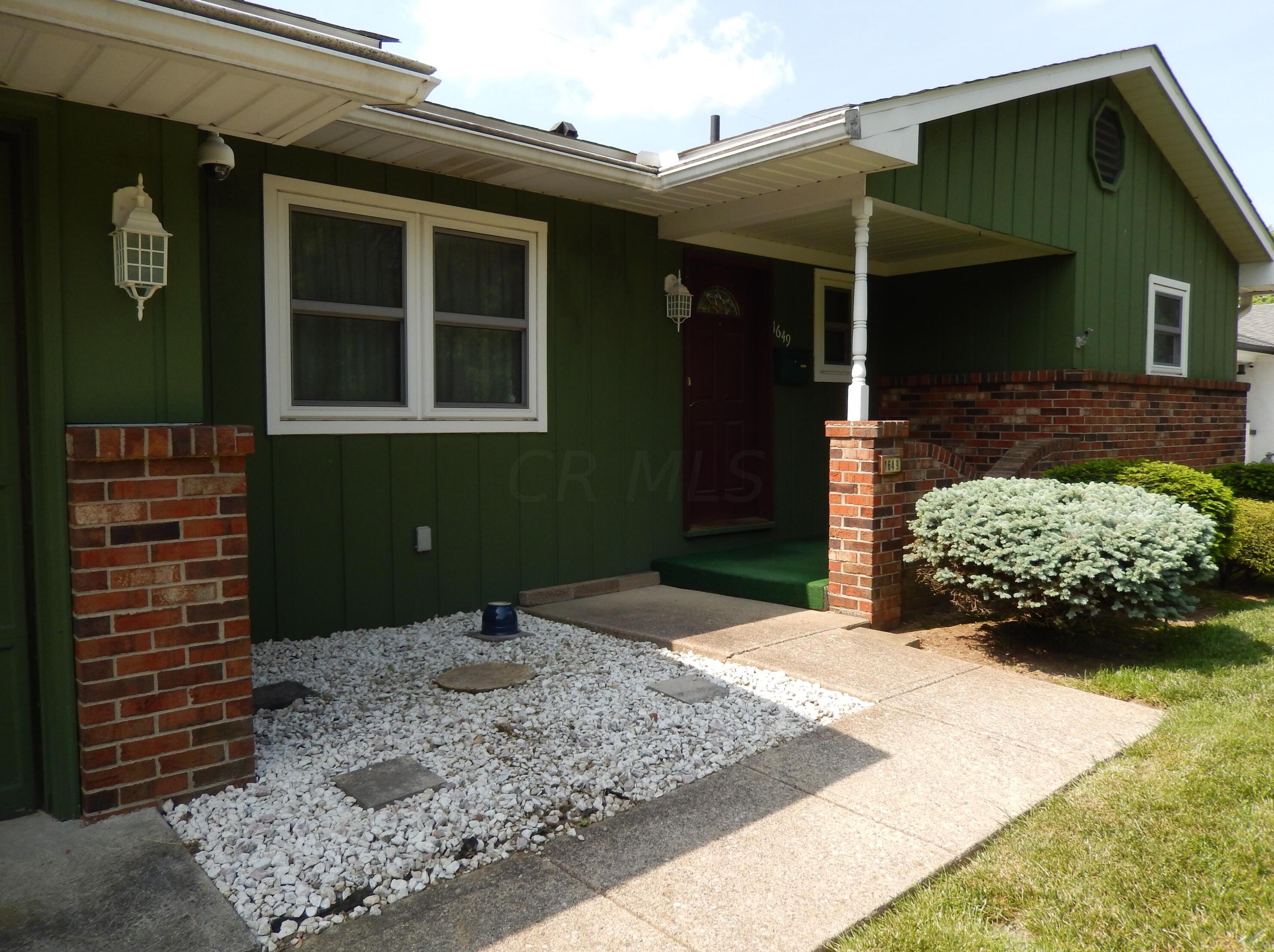 1649 Norma Rd, Columbus, OH 43229-5605