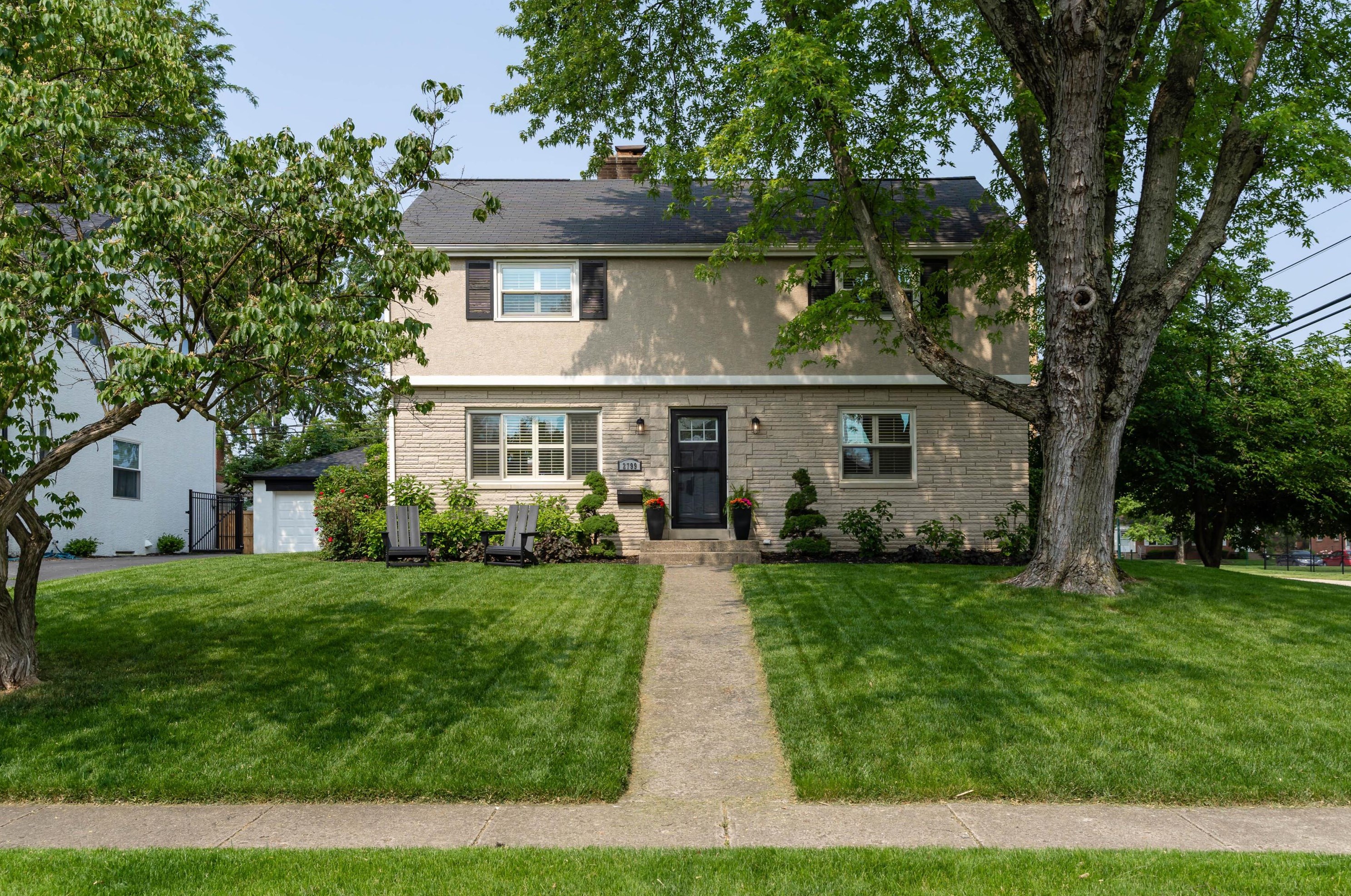2799 Chester Rd, Columbus, OH 43221-3327