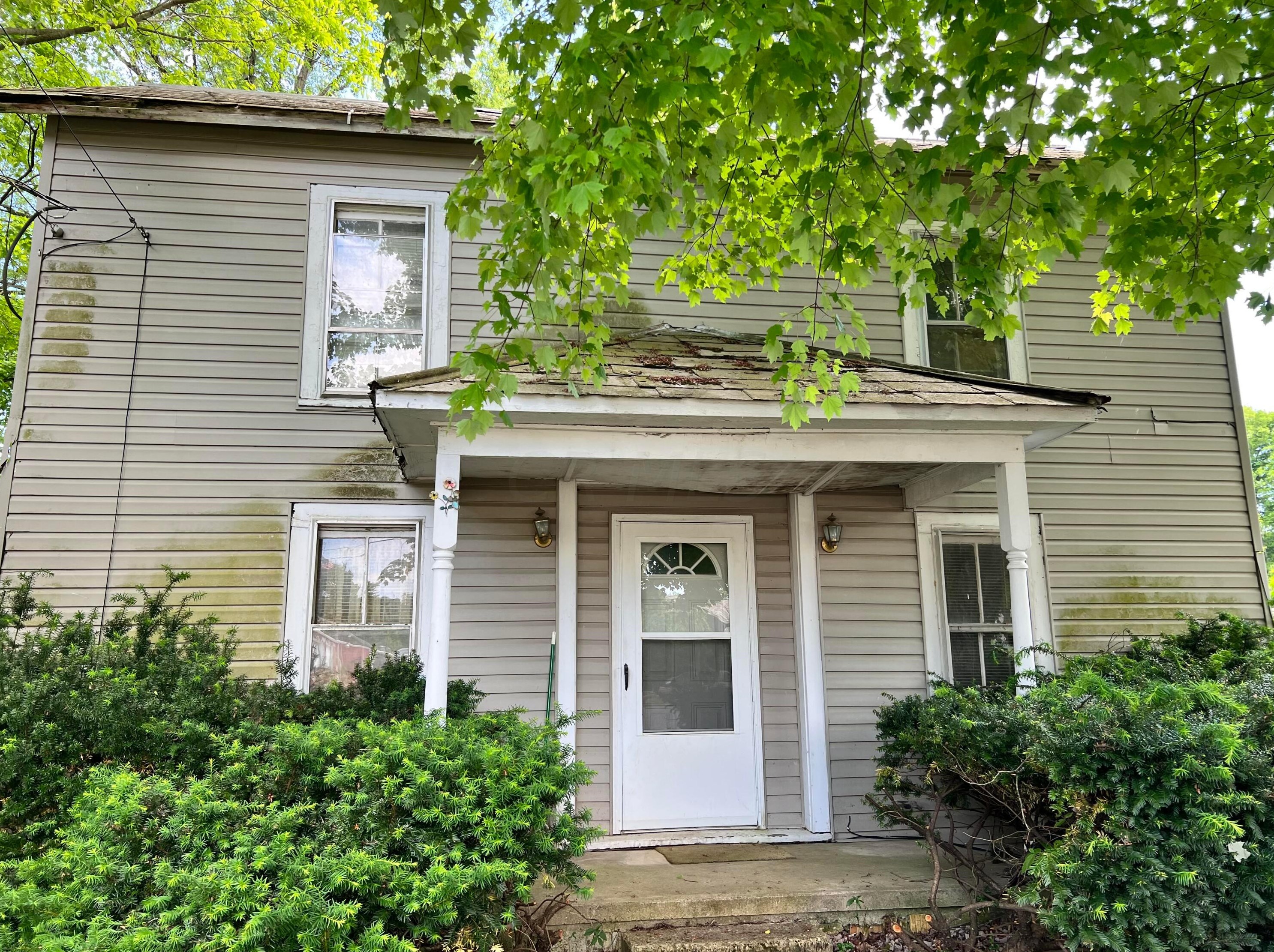 10498 Mill St, Rockbridge, OH 43149-9605