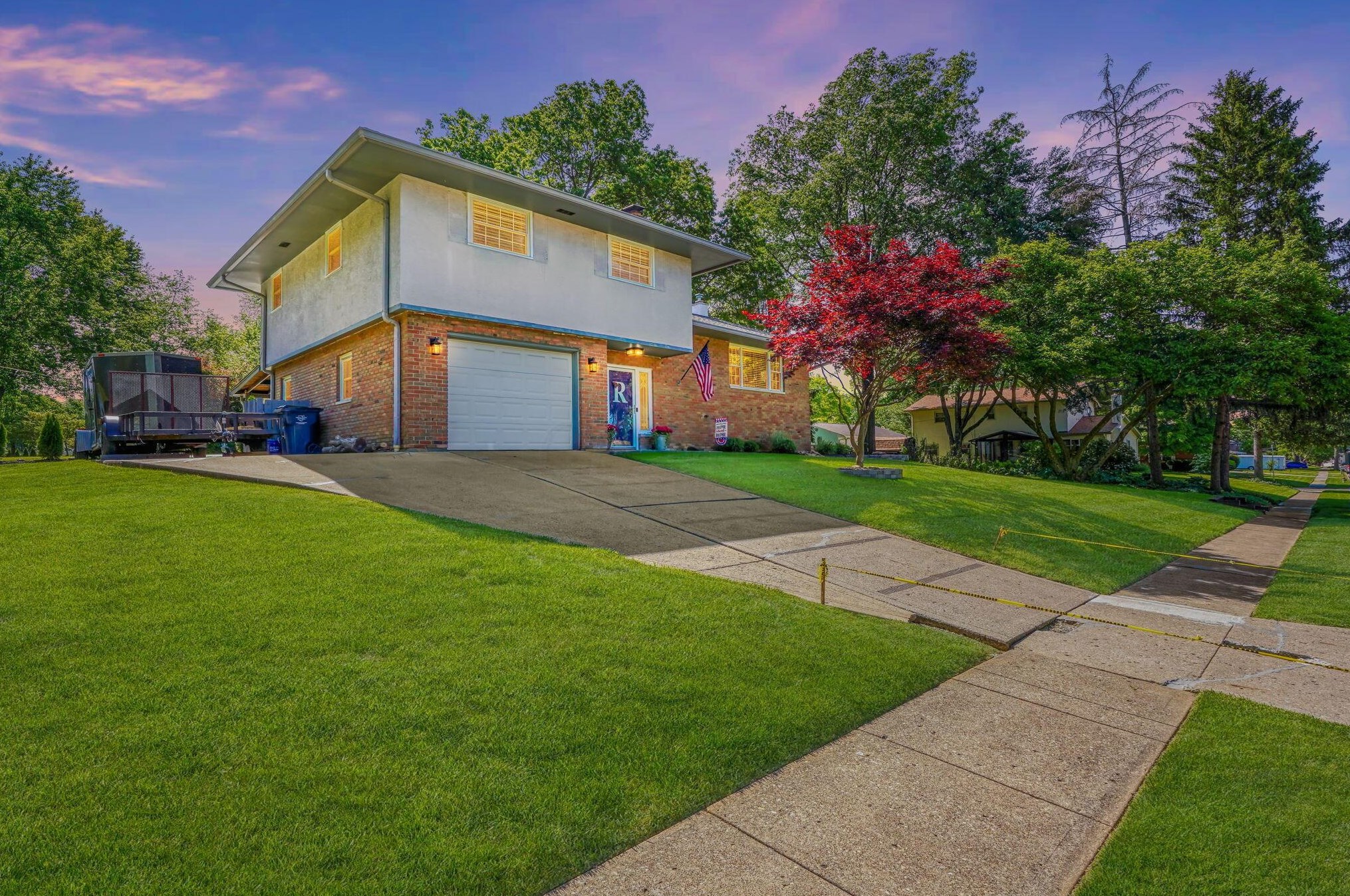 60 Savern Pl, Columbus OH  43230-3125 exterior