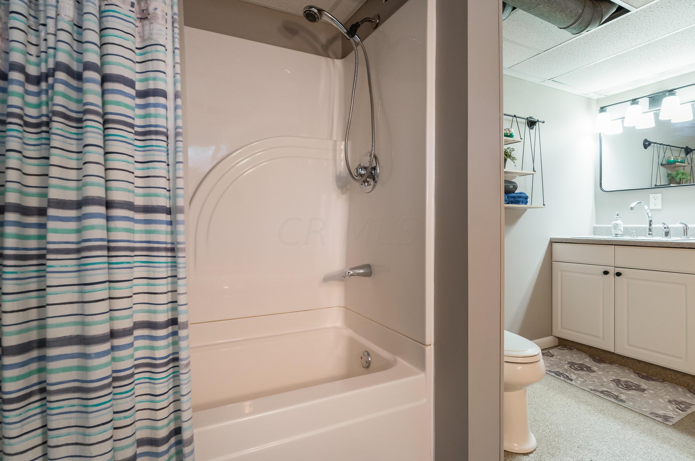 3472 Leighton Rd, Columbus OH 43221-1322 exterior