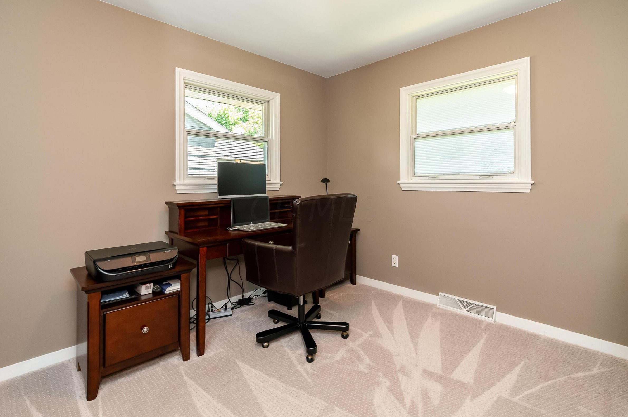 3472 Leighton Rd, Columbus OH 43221-1322 exterior