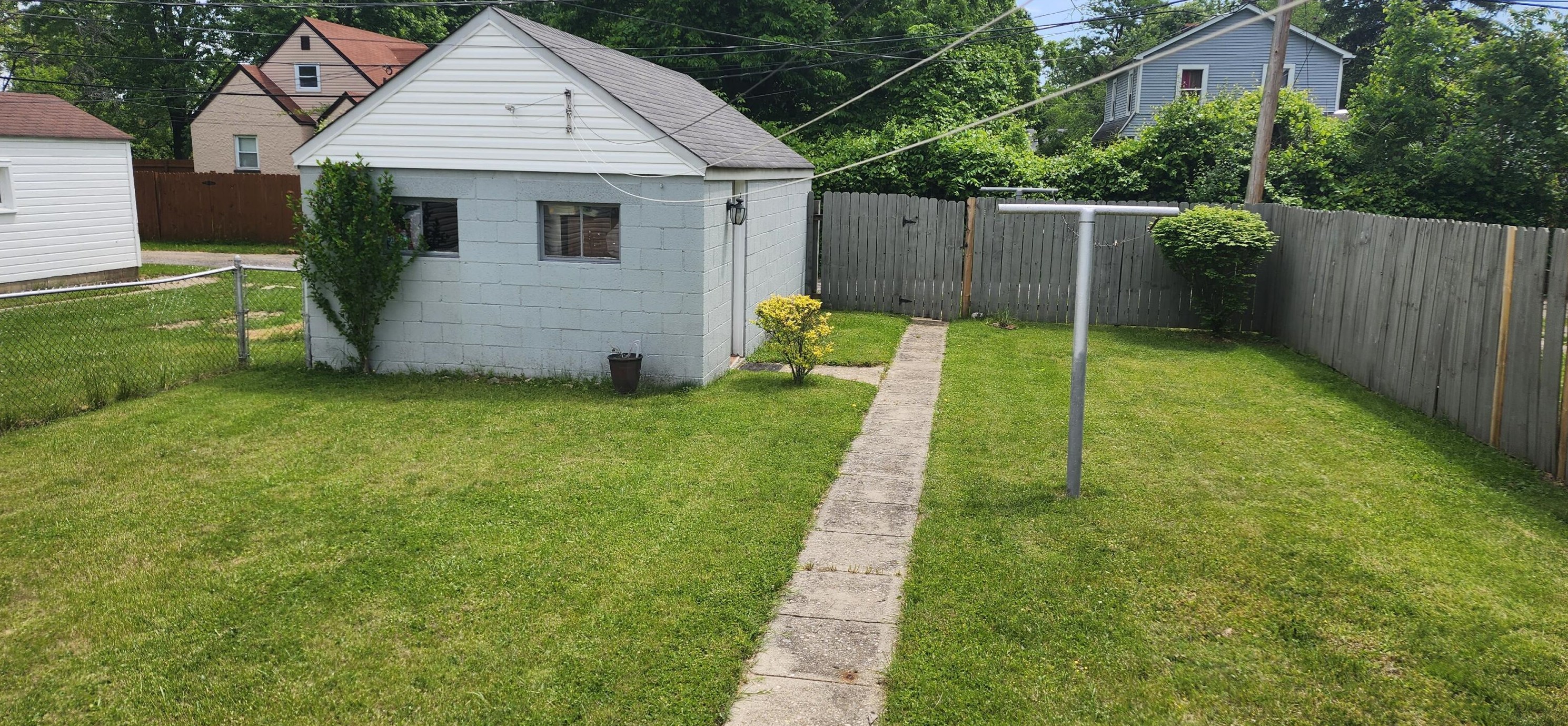 790 Drexel Ave, Columbus, OH 43219-2731