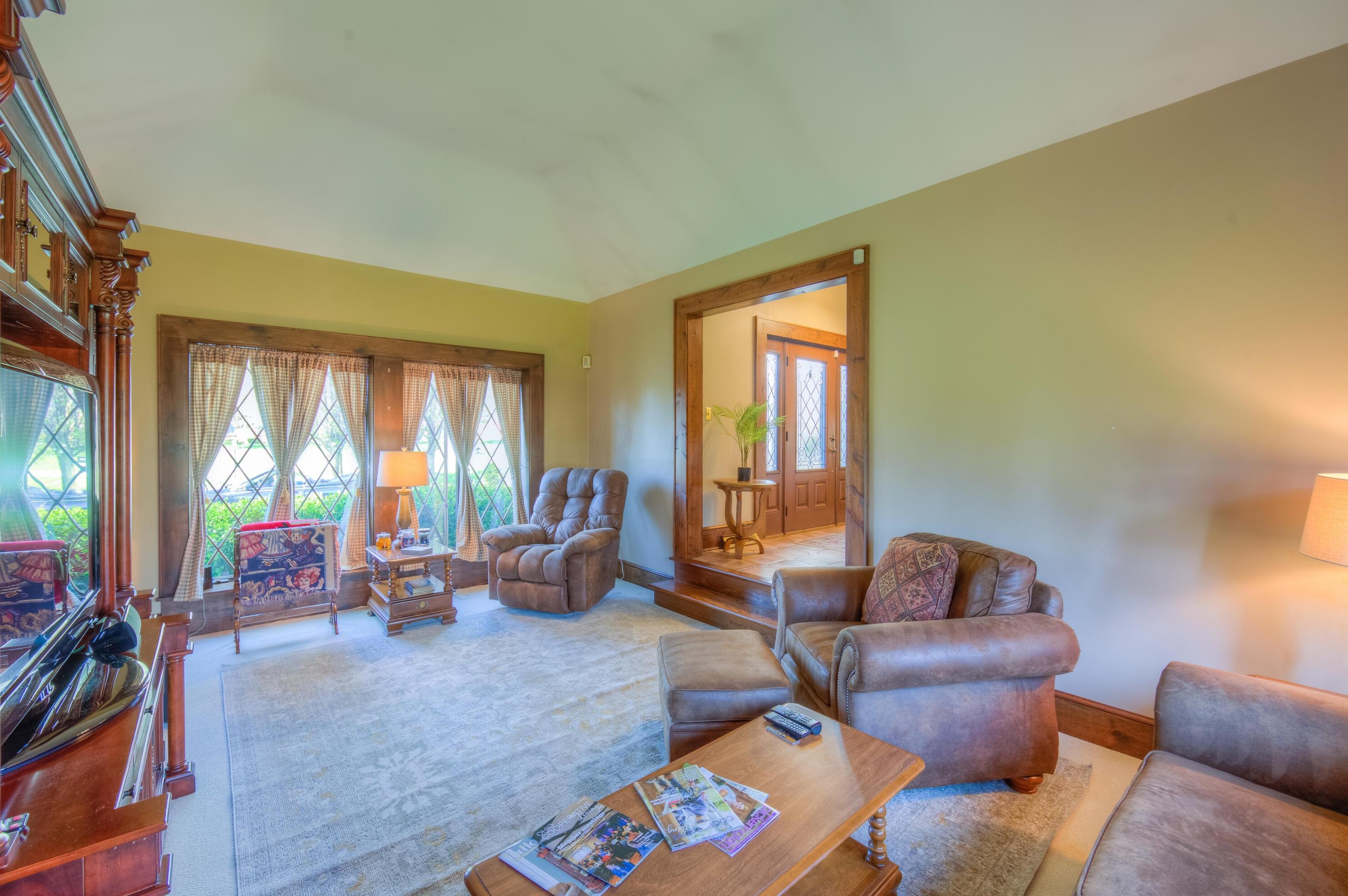 7564 Heatherwood Dr, Cnl Wnchstr OH  43110-8916 exterior