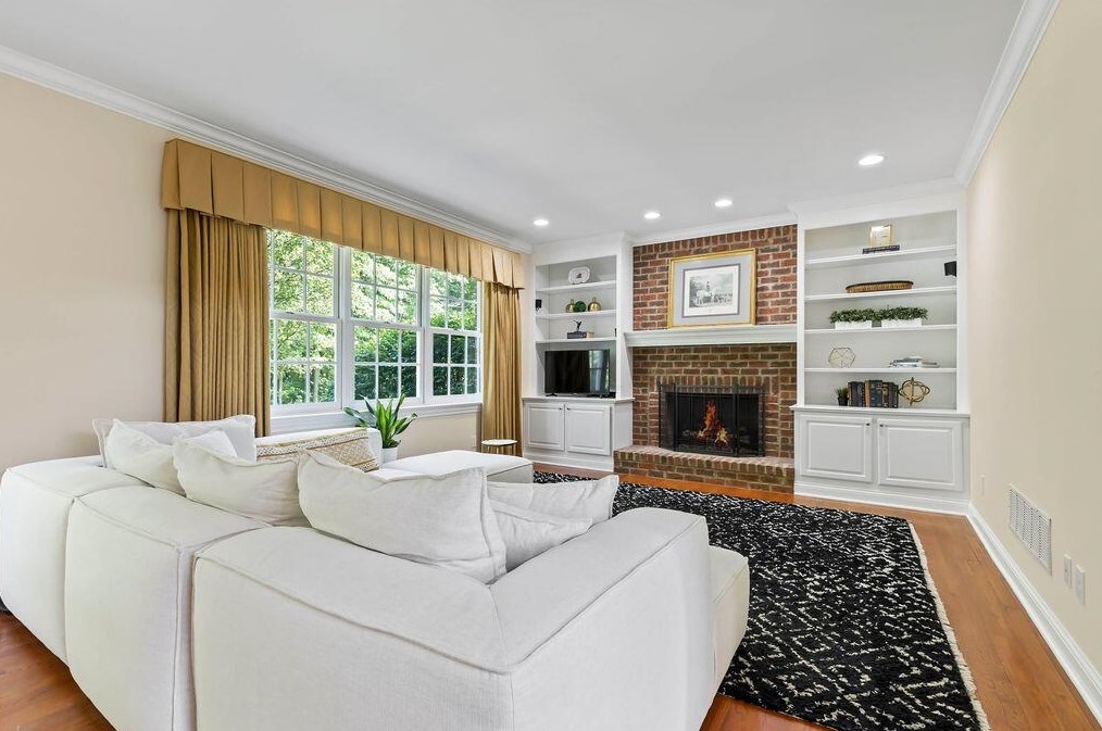 8310 Kesegs Way, Blacklick, OH 43004